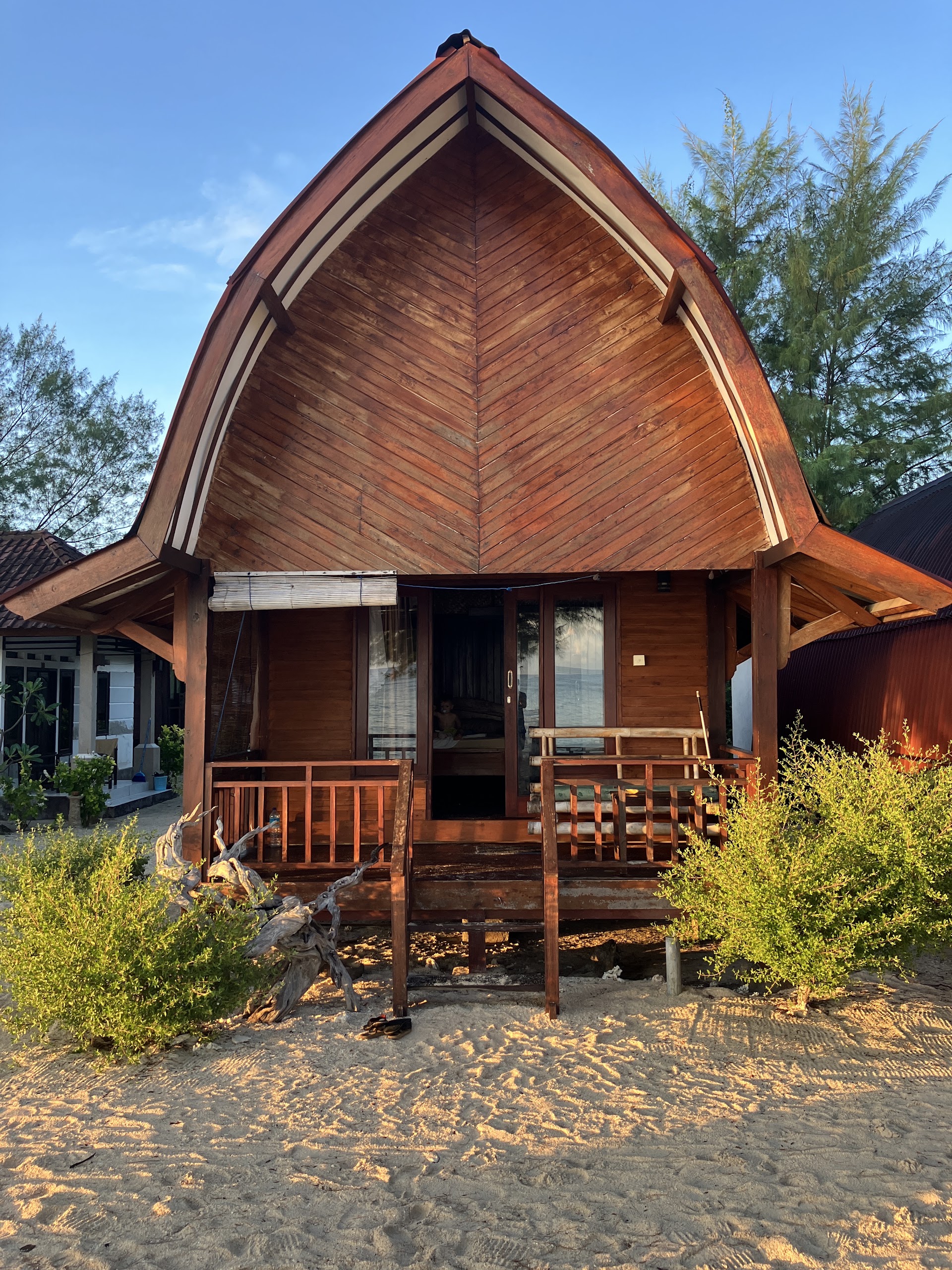 L J Bungalow's