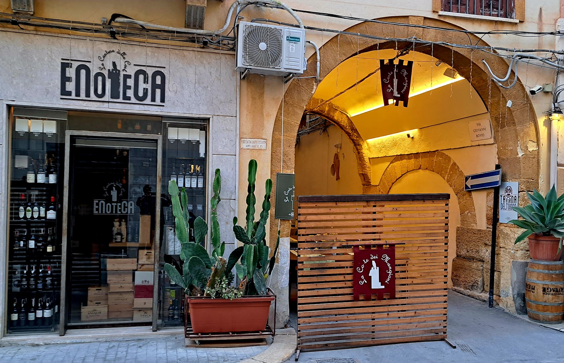La Corte dei Mangioni