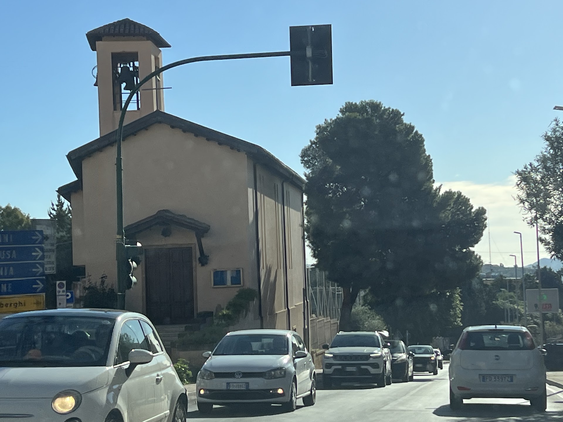 Chiesa parrocchiale di Santa Teresina di Gesù bambino