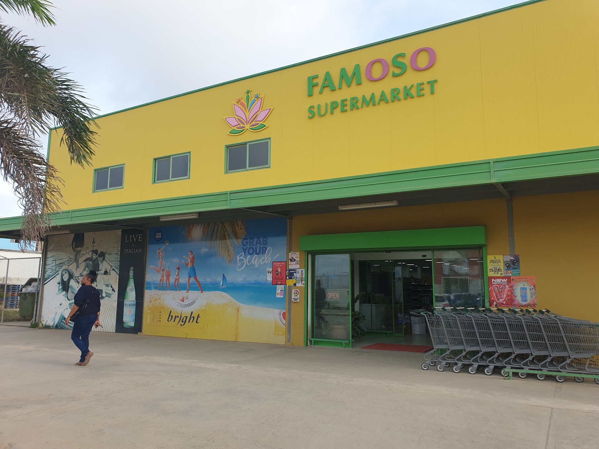 Famoso Supermarket