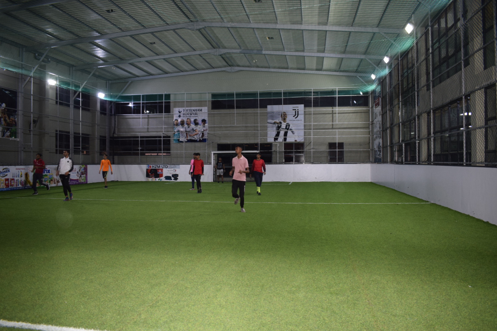 Queen's sport & Leisure Centre