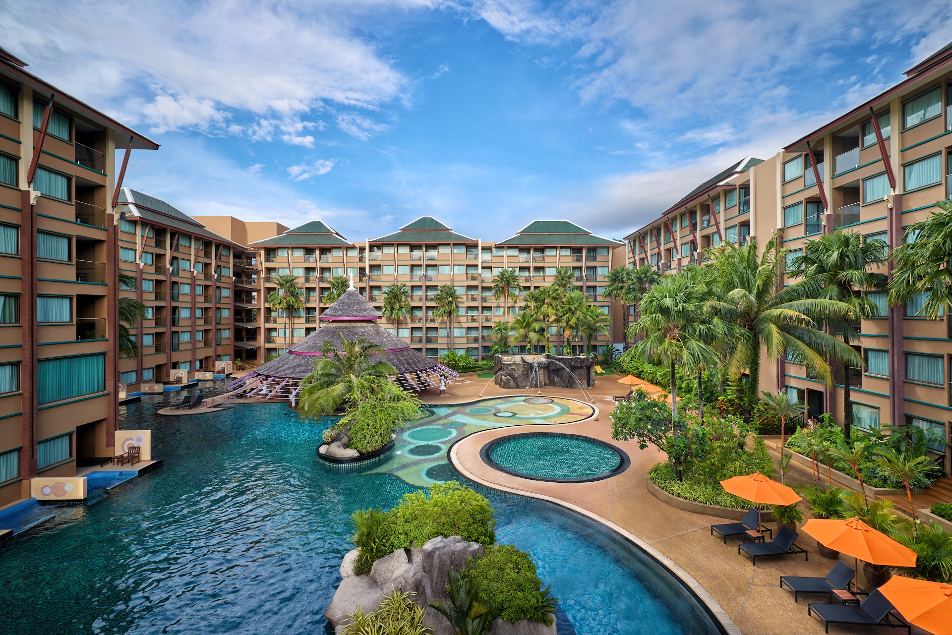 Novotel Phuket Vintage Park Resort