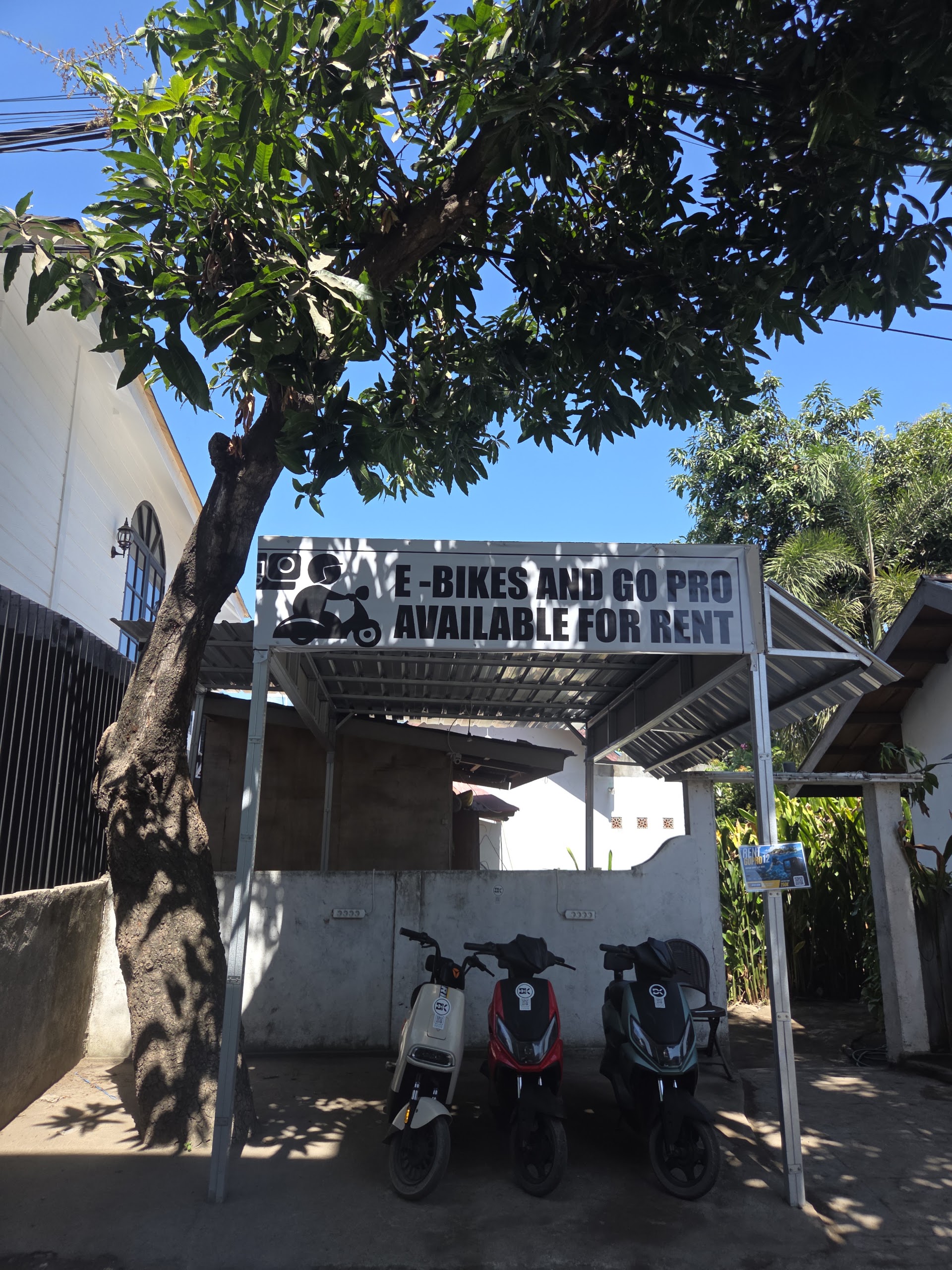 DK Gili Rental Scooters & GoPro Gili Air