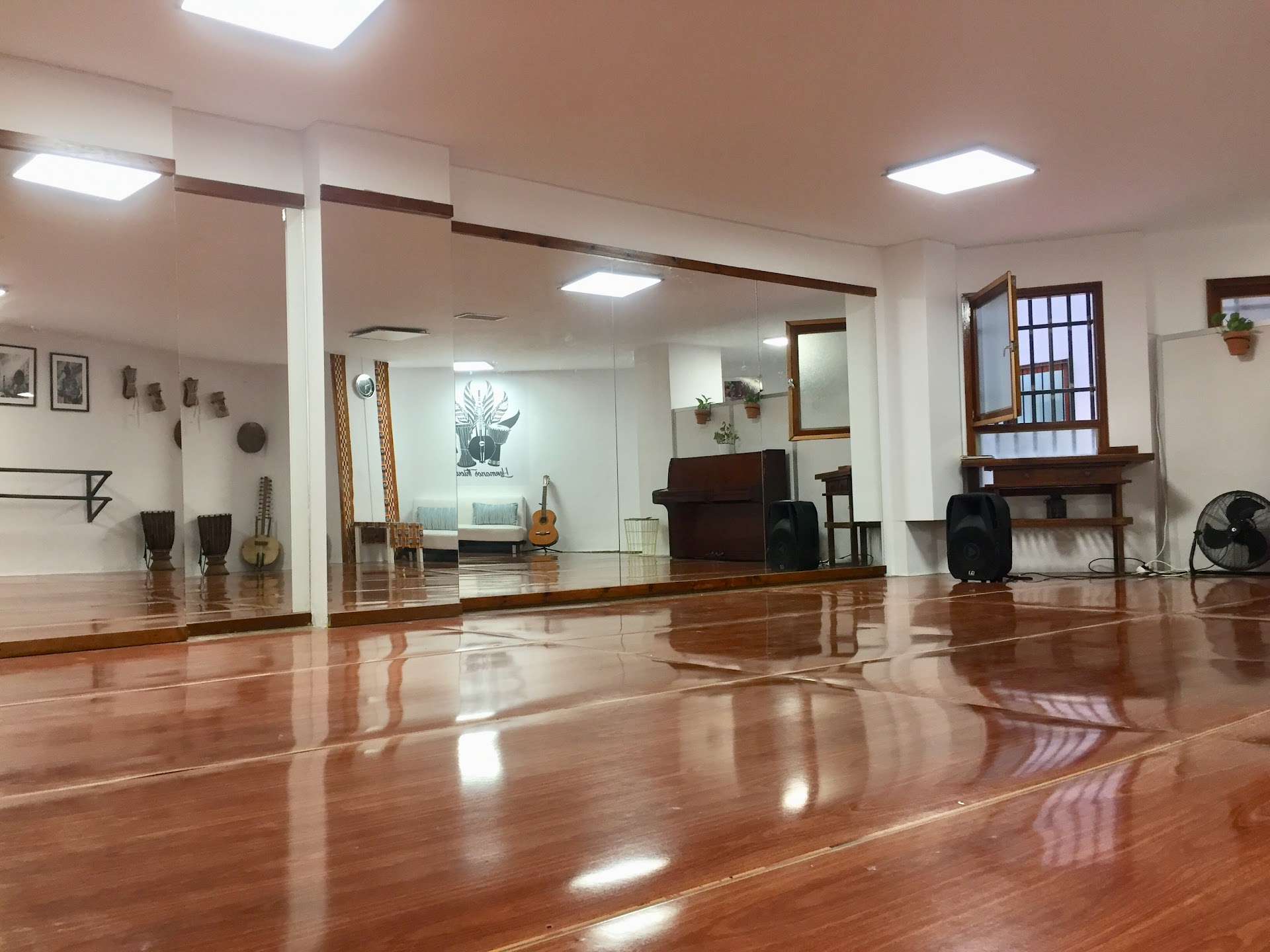 Estudio de danza africana Hermanos Thioune