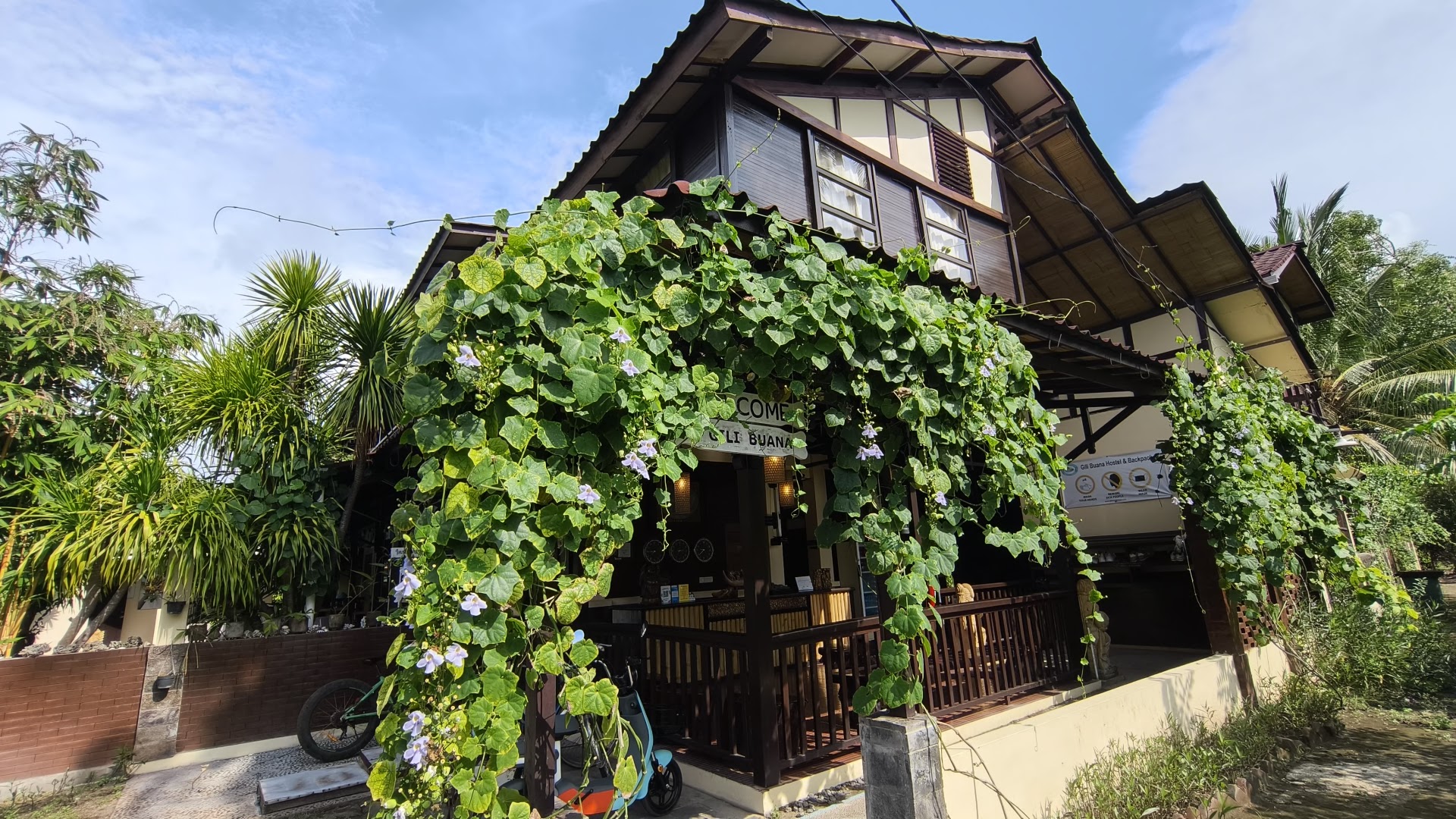 GILI BUANA HOSTEL & BACKPACKERS GILI AIR