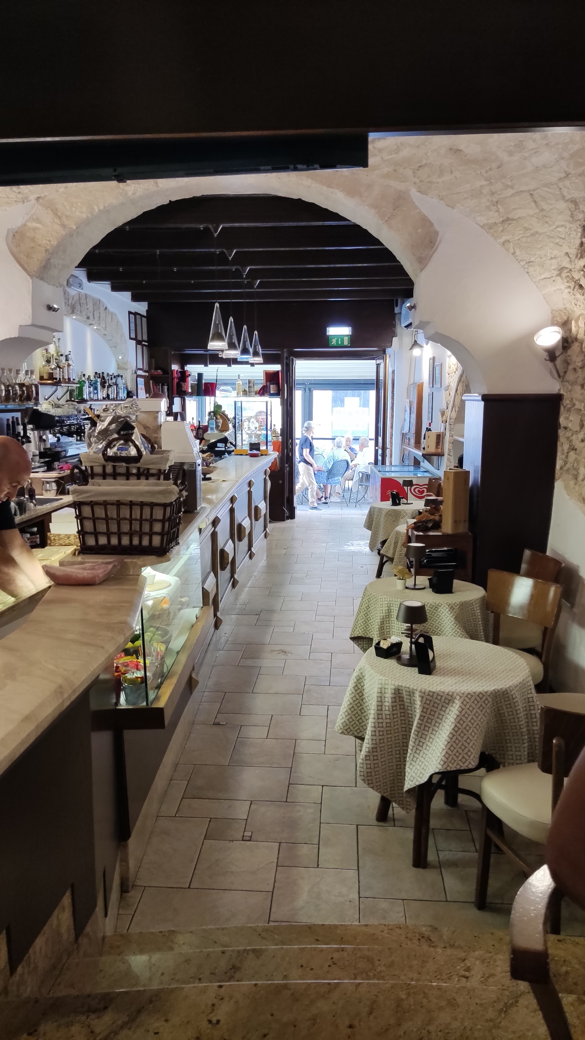 Bar Grandi
