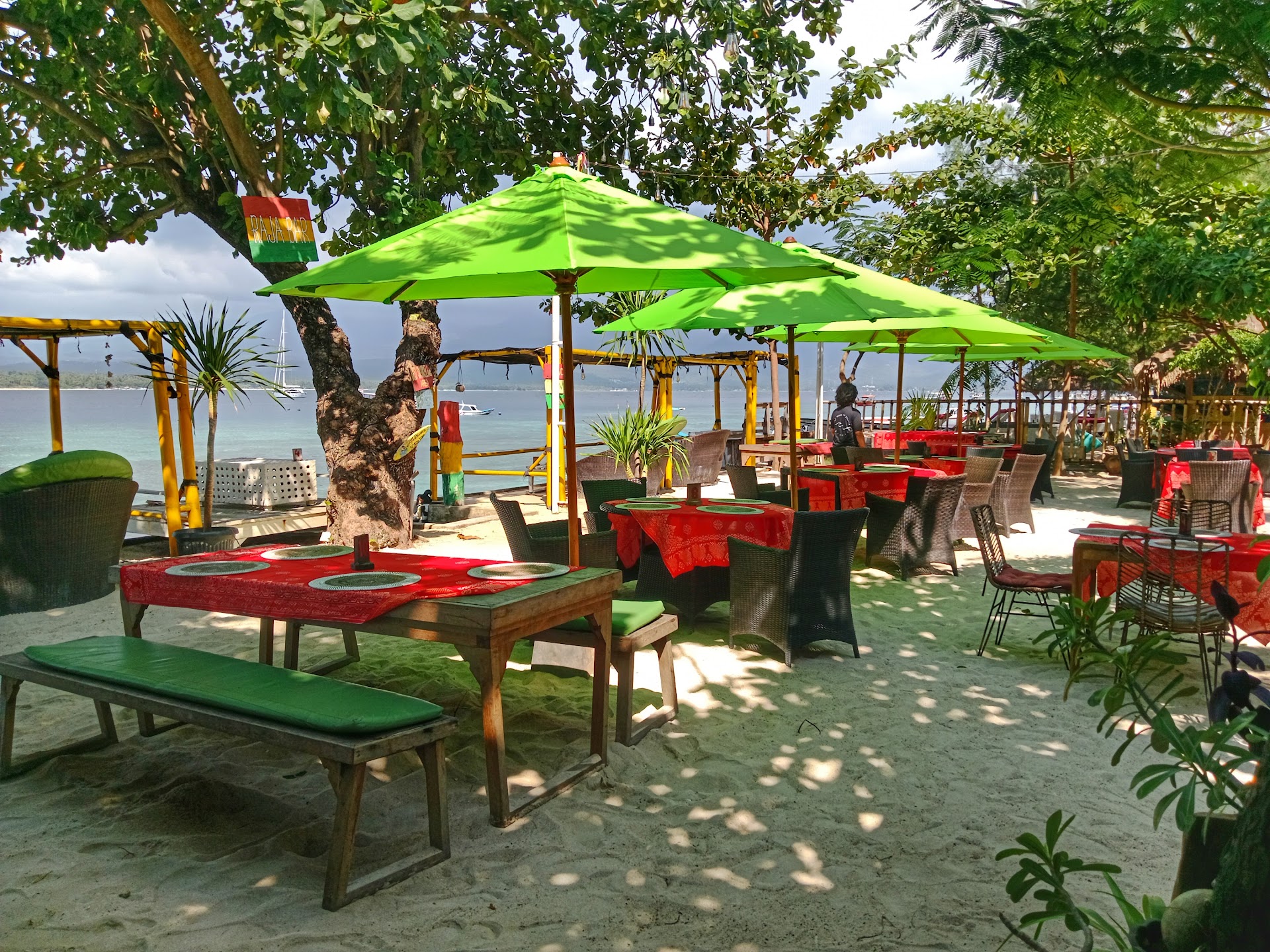 Raja Bar & Restaurant