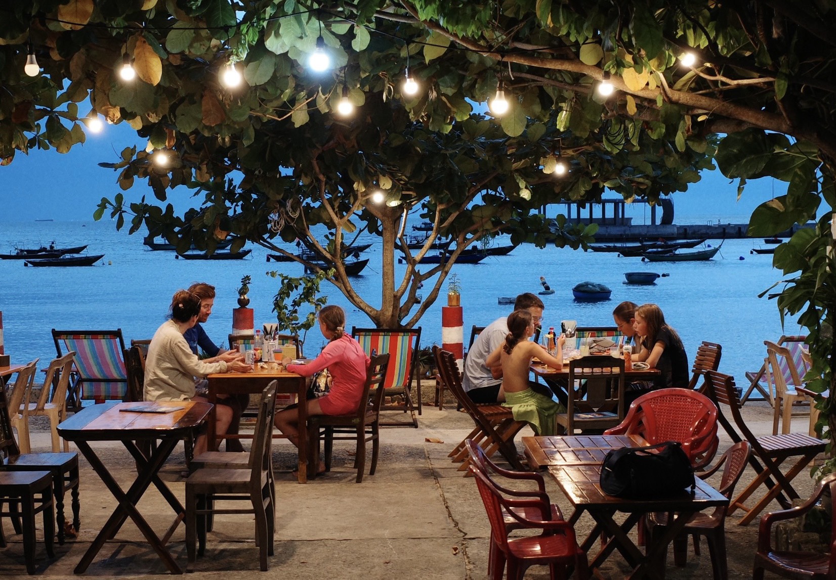 Tony Seaview Restaurant