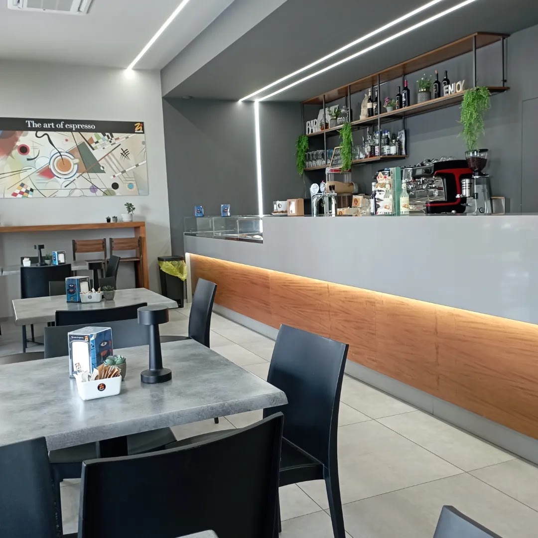 La Chicara lounge bar