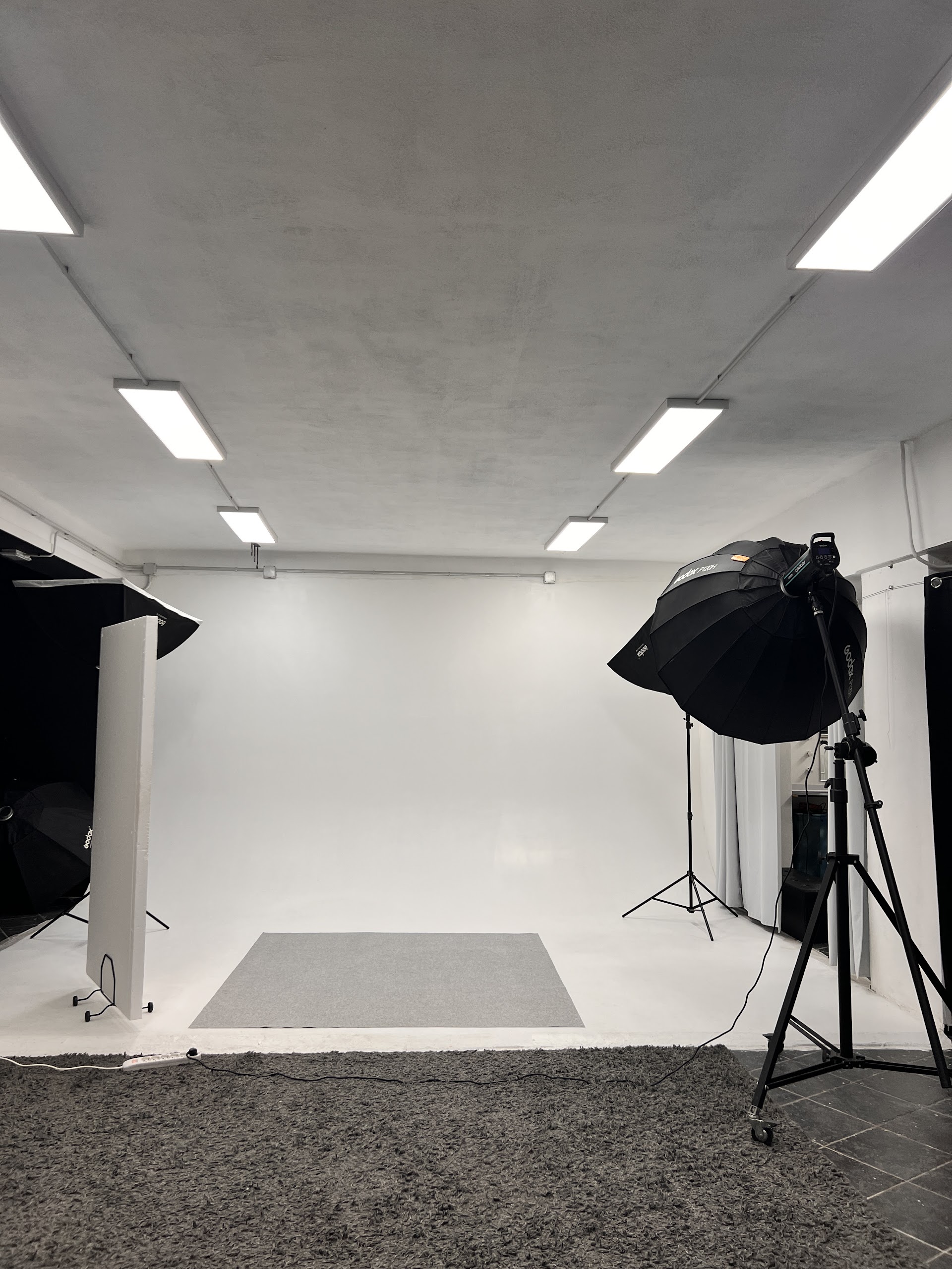 EL Studio