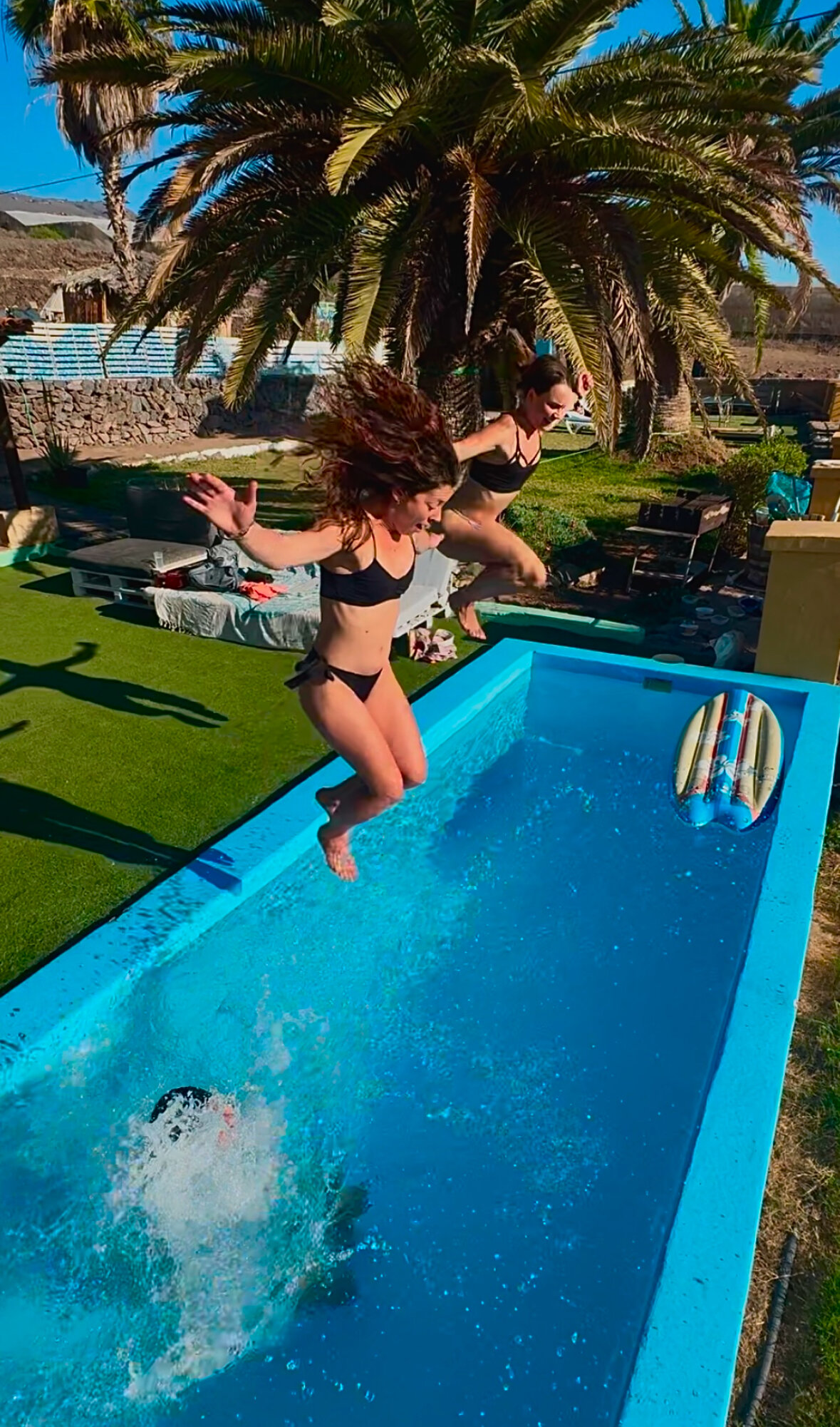 Twin Fin Surf Camp