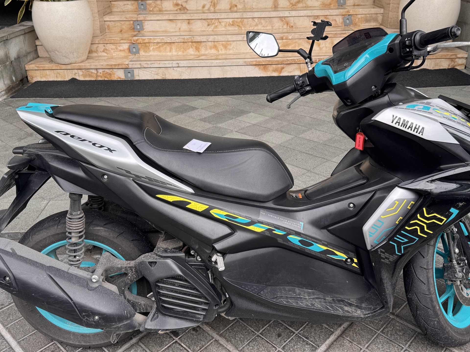 Motorbike Rental in Mushroom Bay