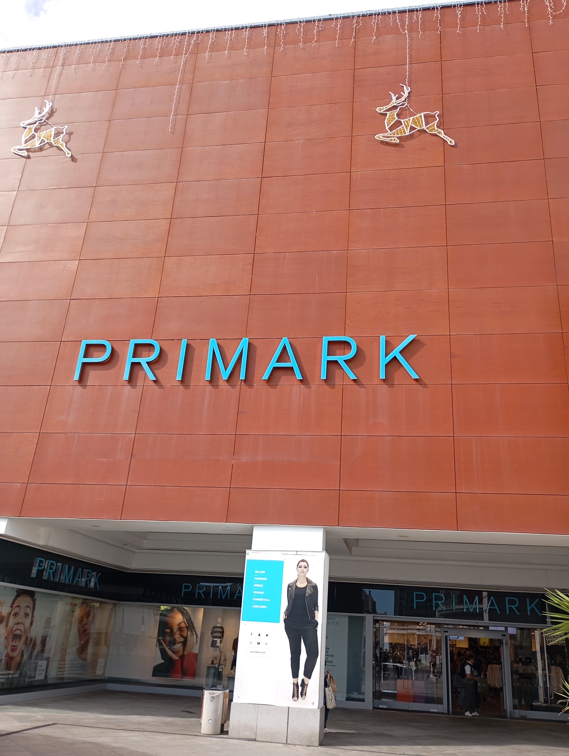 Primark santa Cruz