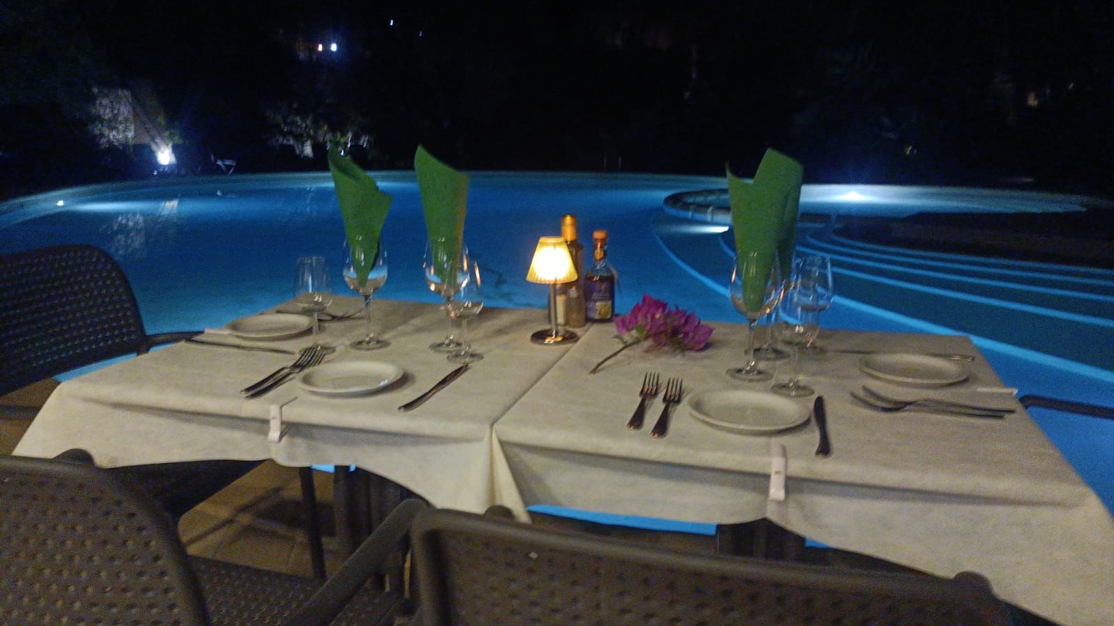 Garden Lounge Restaurant Bar