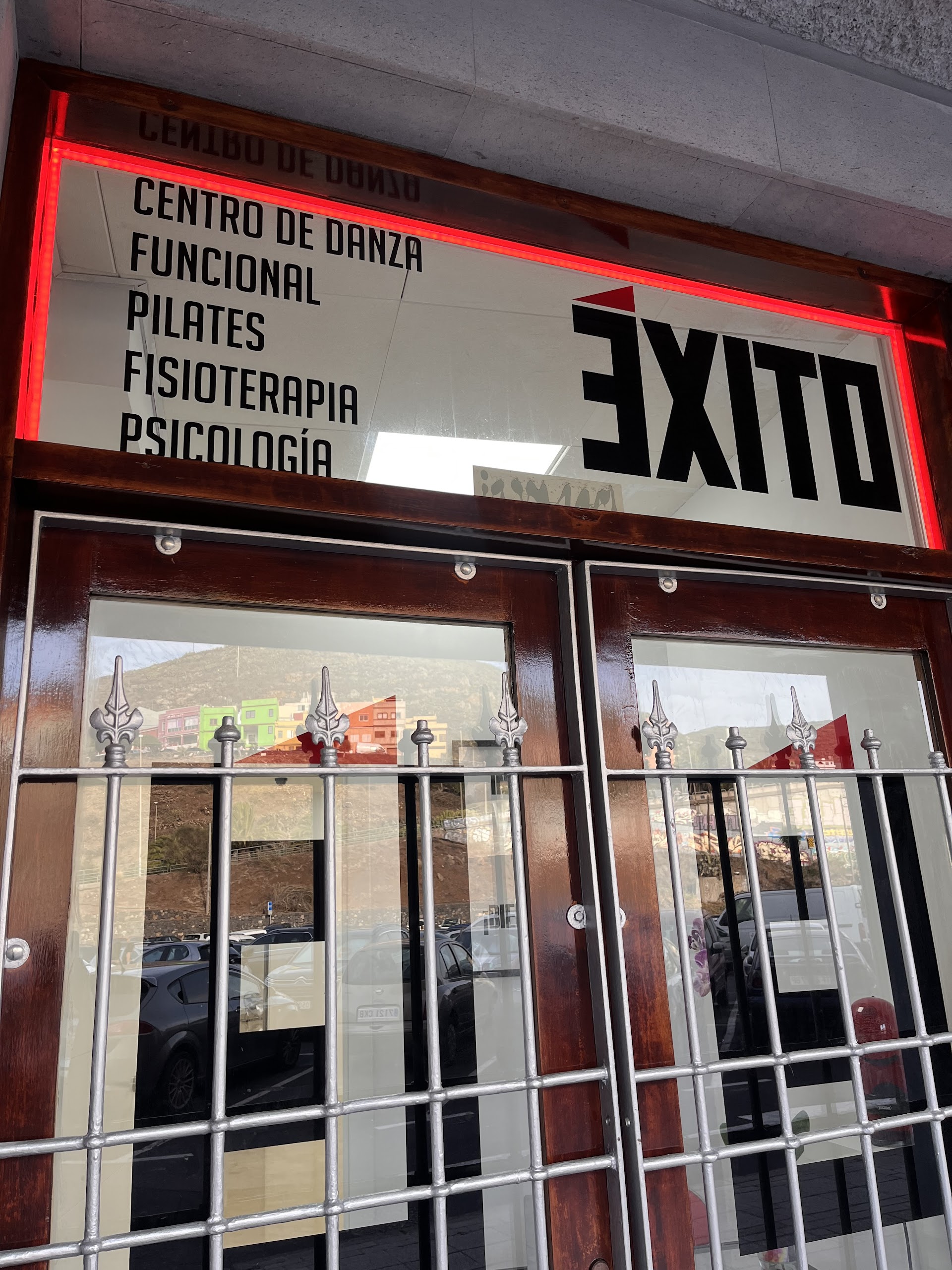 ÉXITO - Centro De Danza y Salud