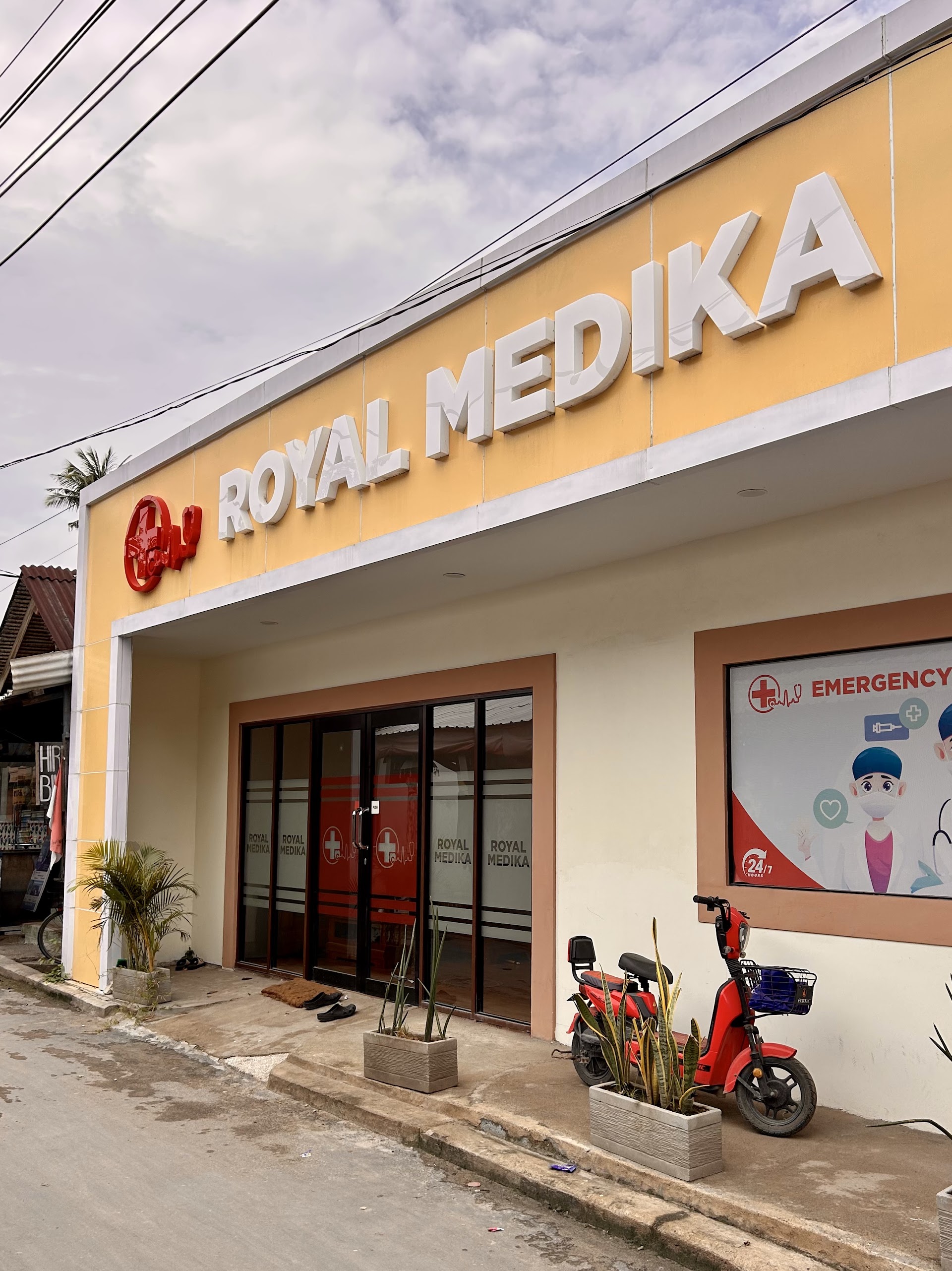 Royal Medika - Gili Air