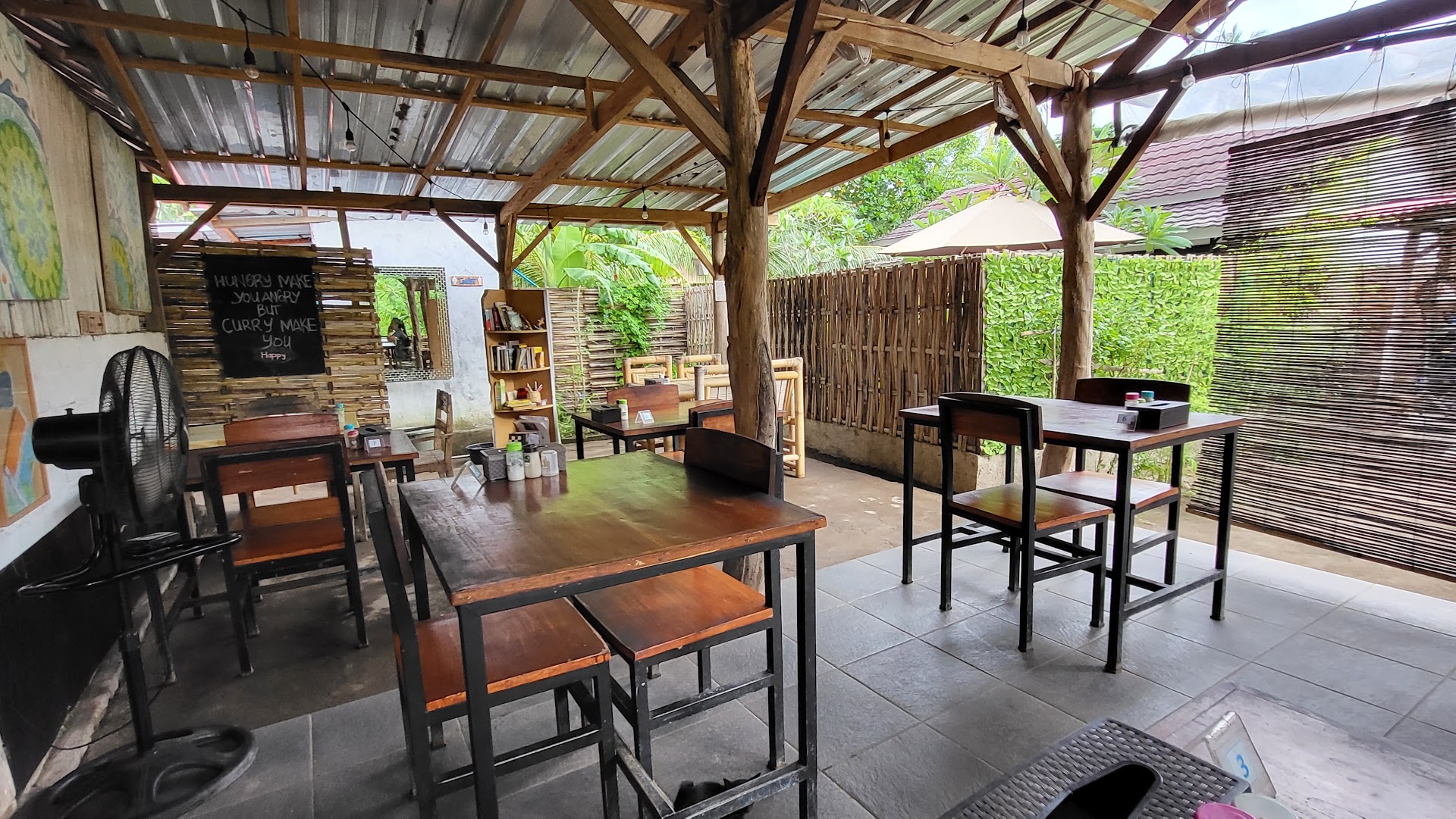 Tip of the Tongue Warung