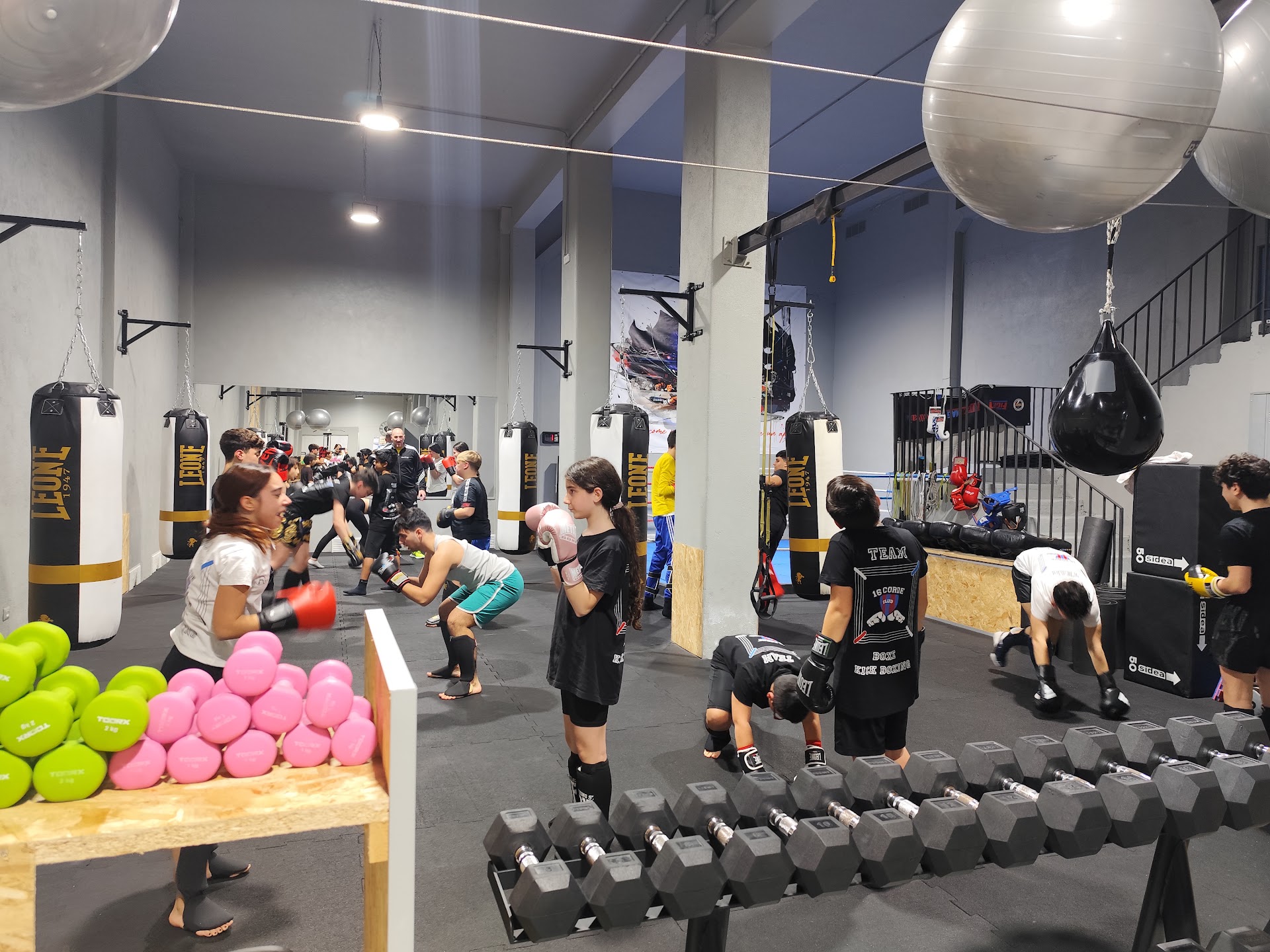 16 Corde Club Fitness