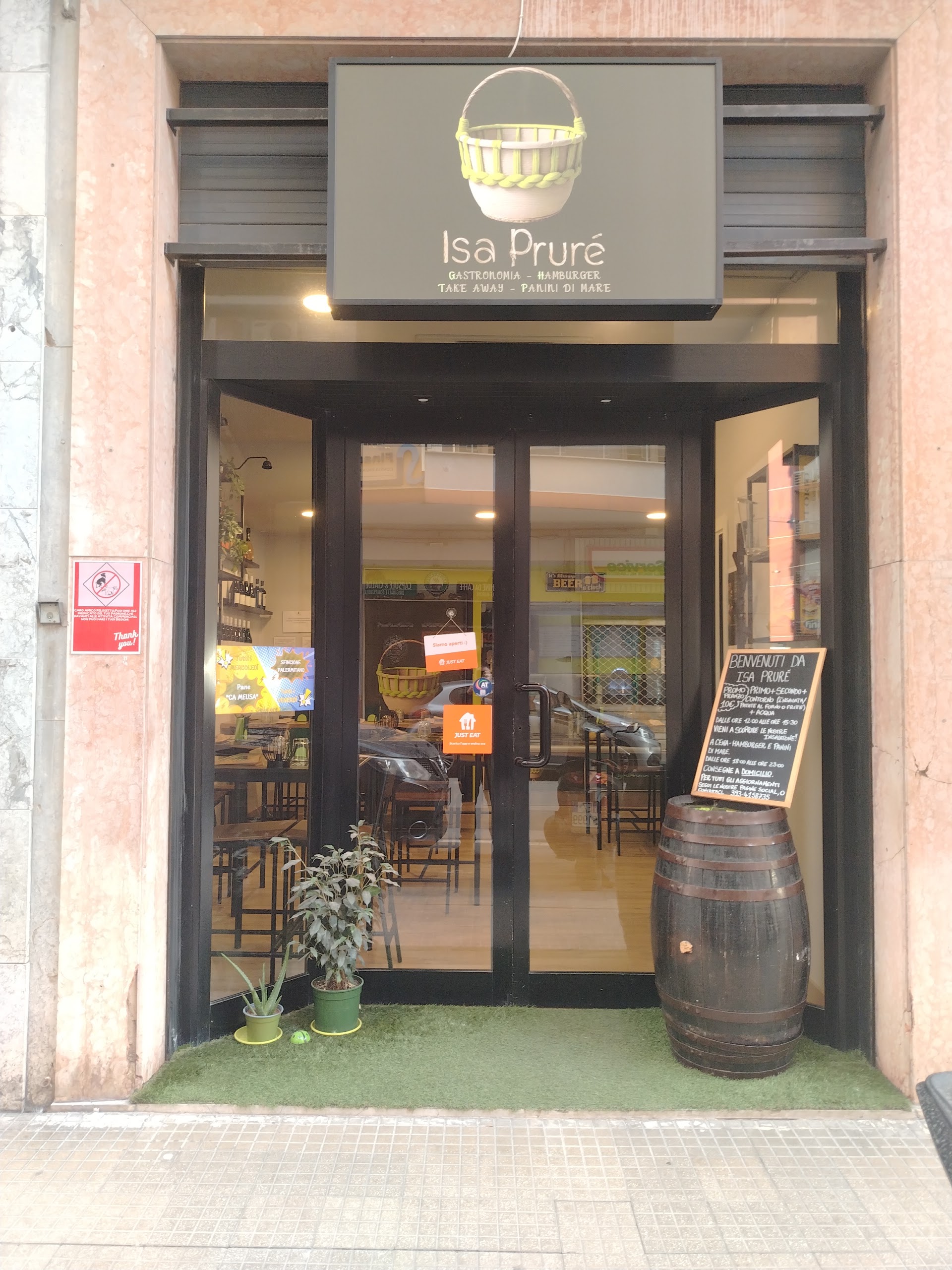 Isa Pruré - Gastronomia e Hamburgeria