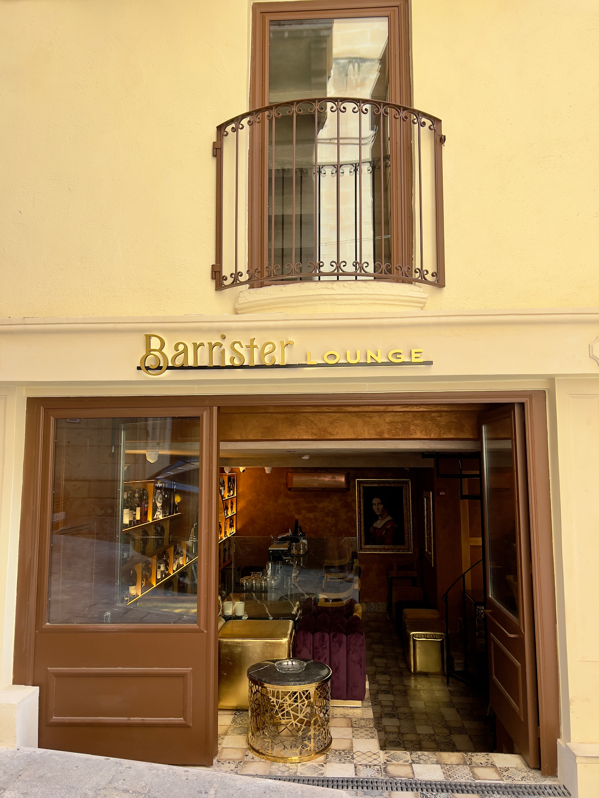 Barrister Lounge