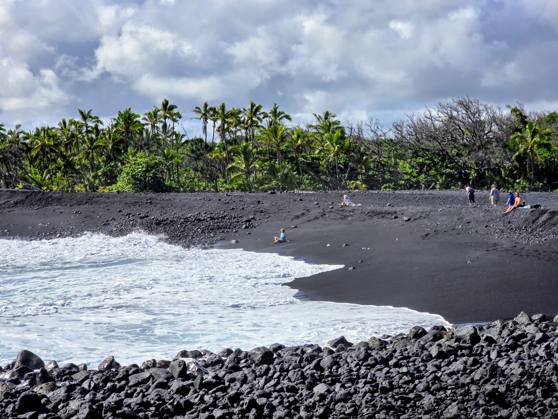 Pohoiki Black Sand Beach