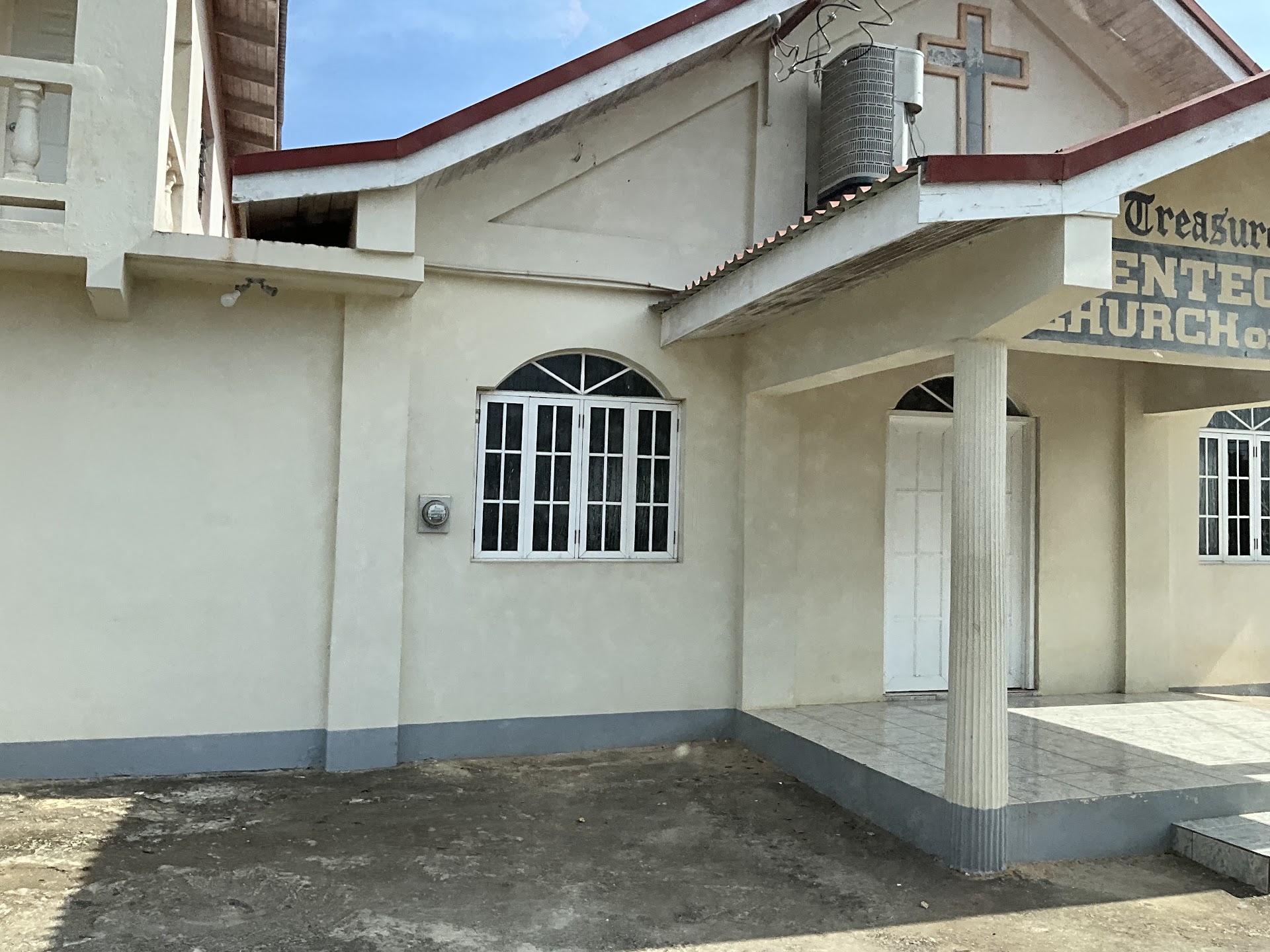 Treasure Beach Pentecostal Church Of God (Trinity)