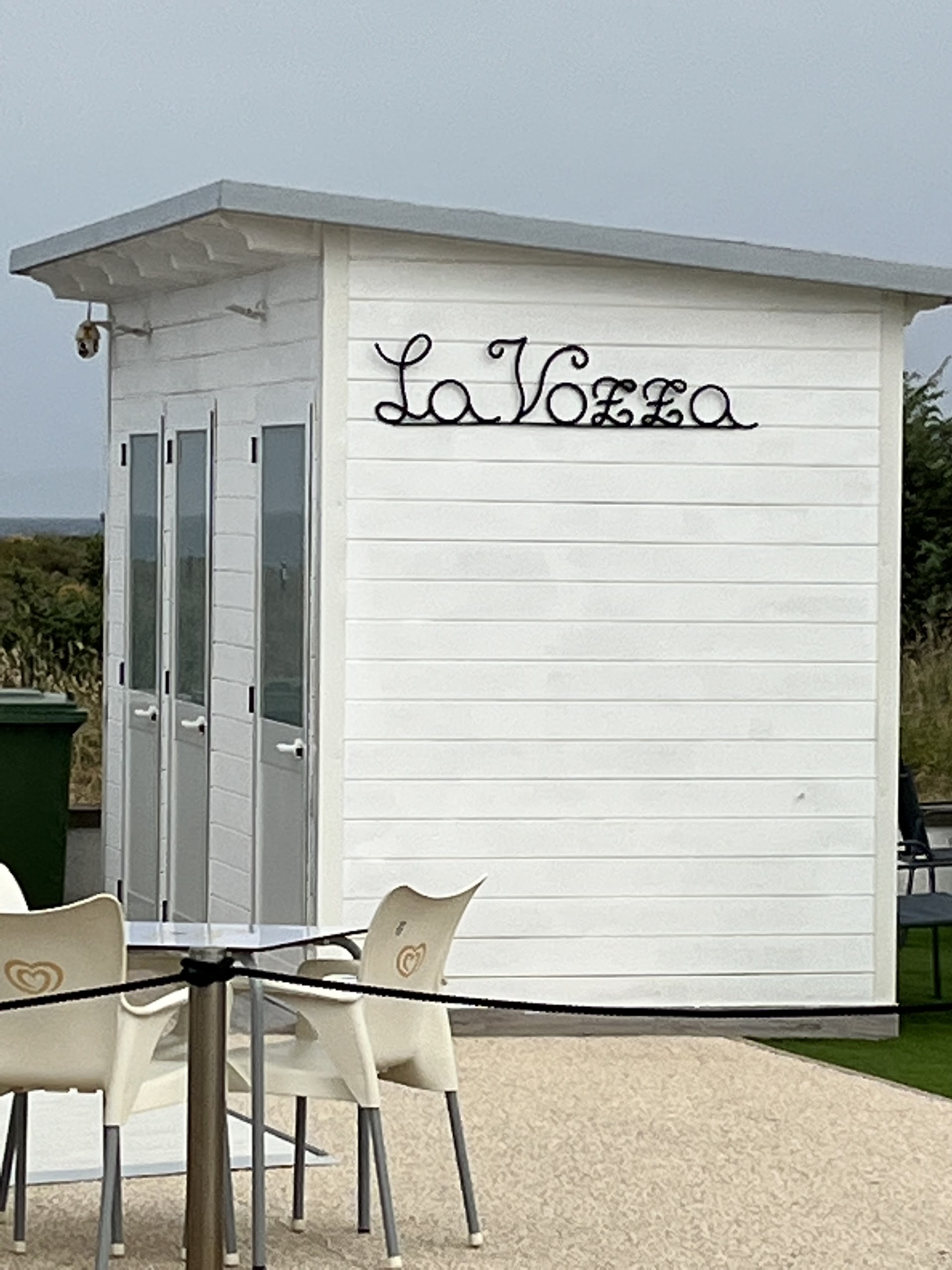 La Vozza Beach Bar