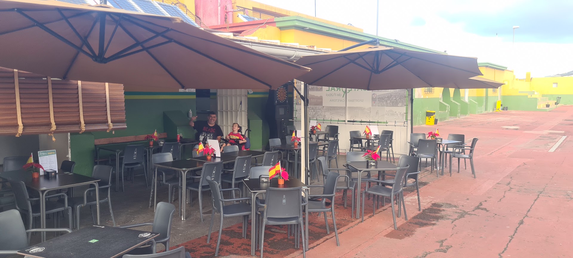 Bar - Cafetería "La Catedral del Fútbol " - Barrial - Gáldar