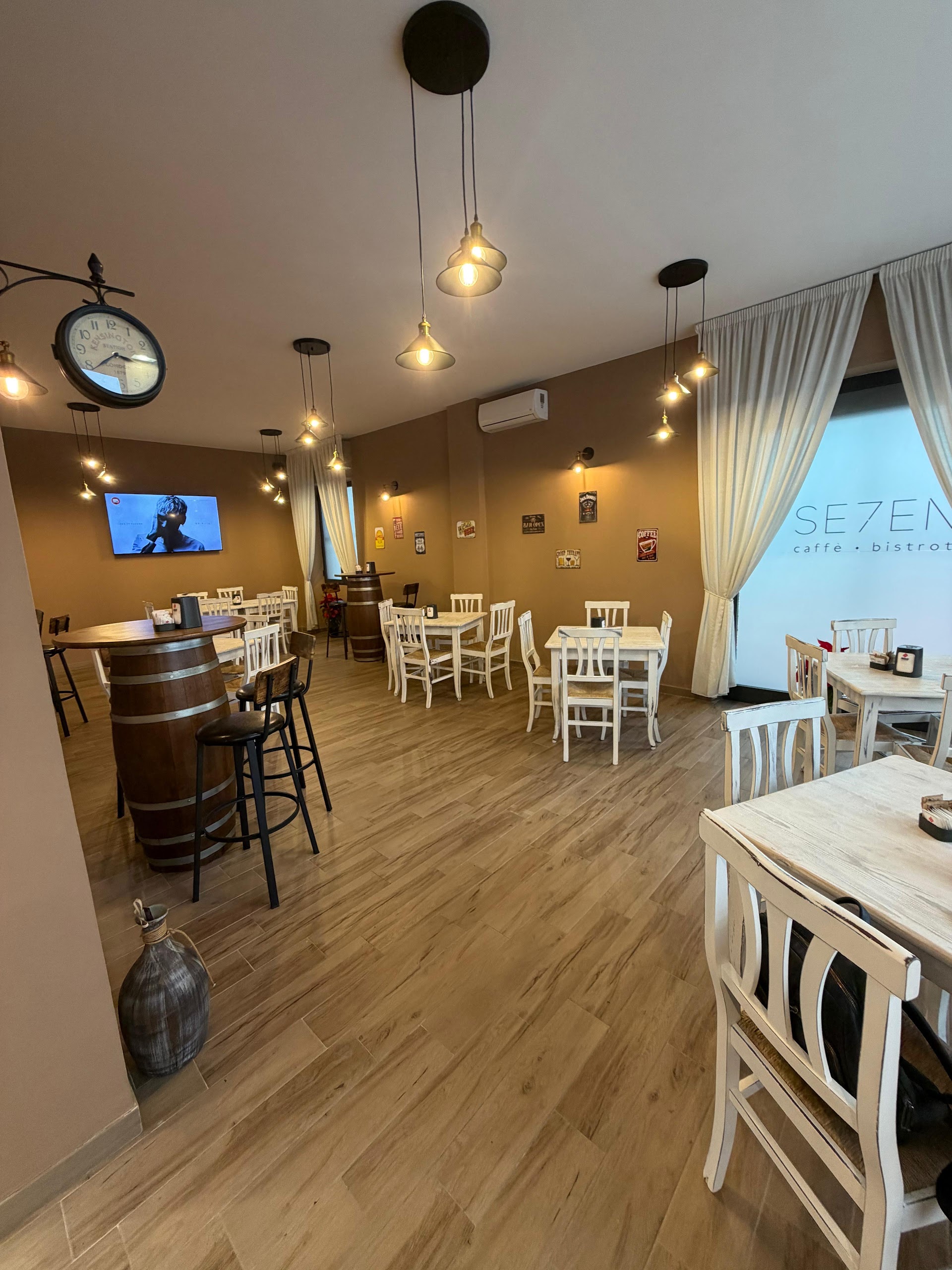 Seven Cafè