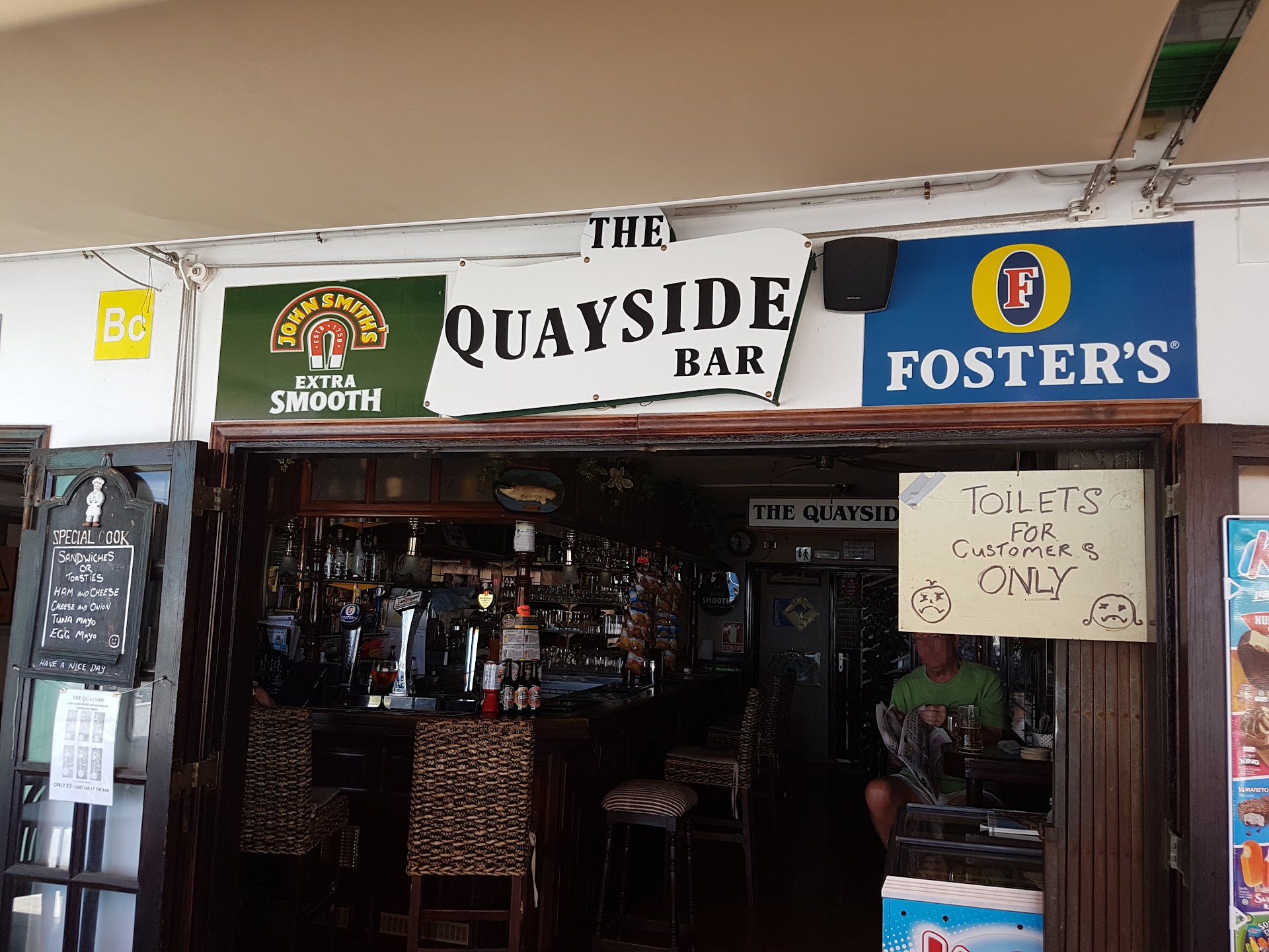 The Quayside Bar