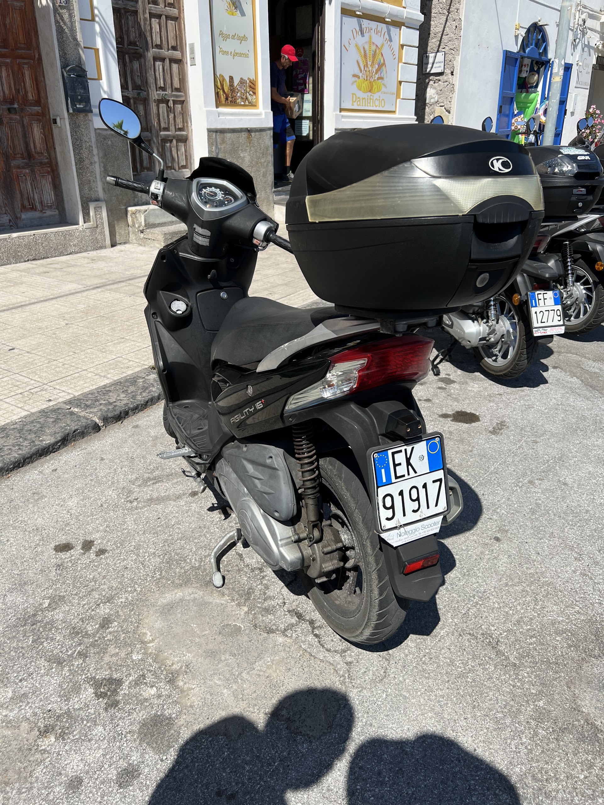 Macchia Rent noleggio scooter lipari