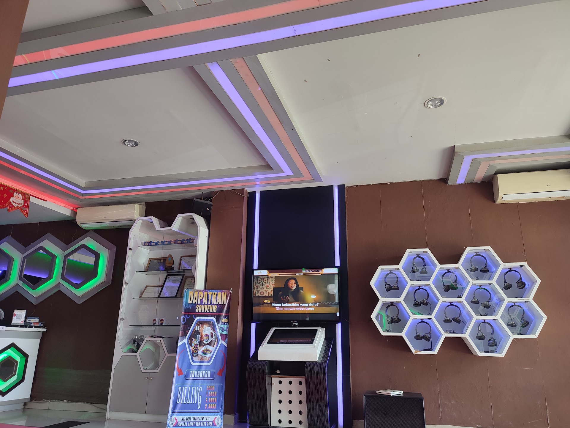 Inul Vizta Family KTV