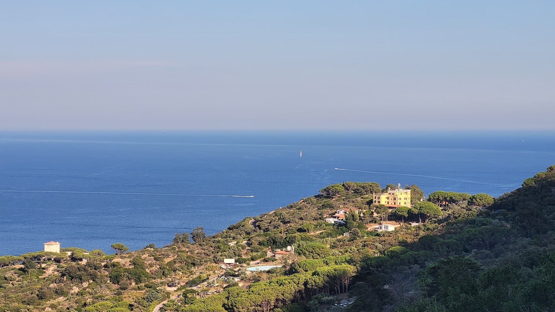 Gabbiana Point