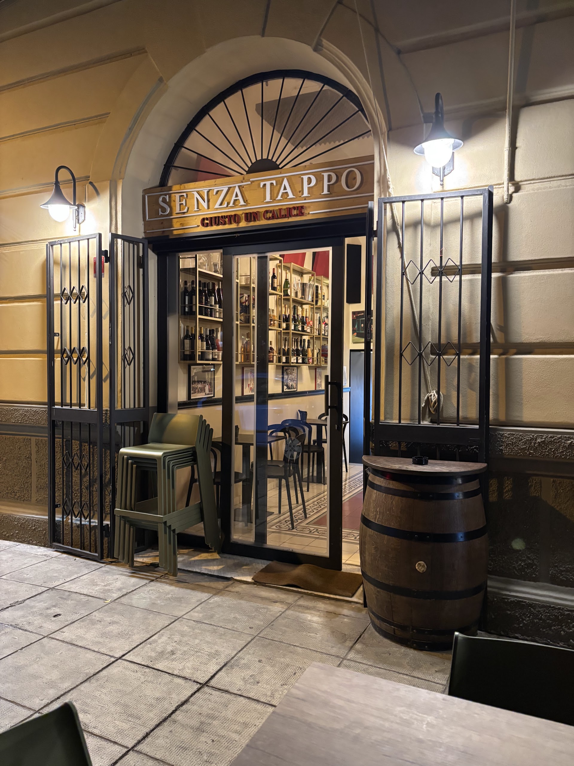 Senza Tappo - Giusto un Calice - Pub Vineria Vini Sfusi