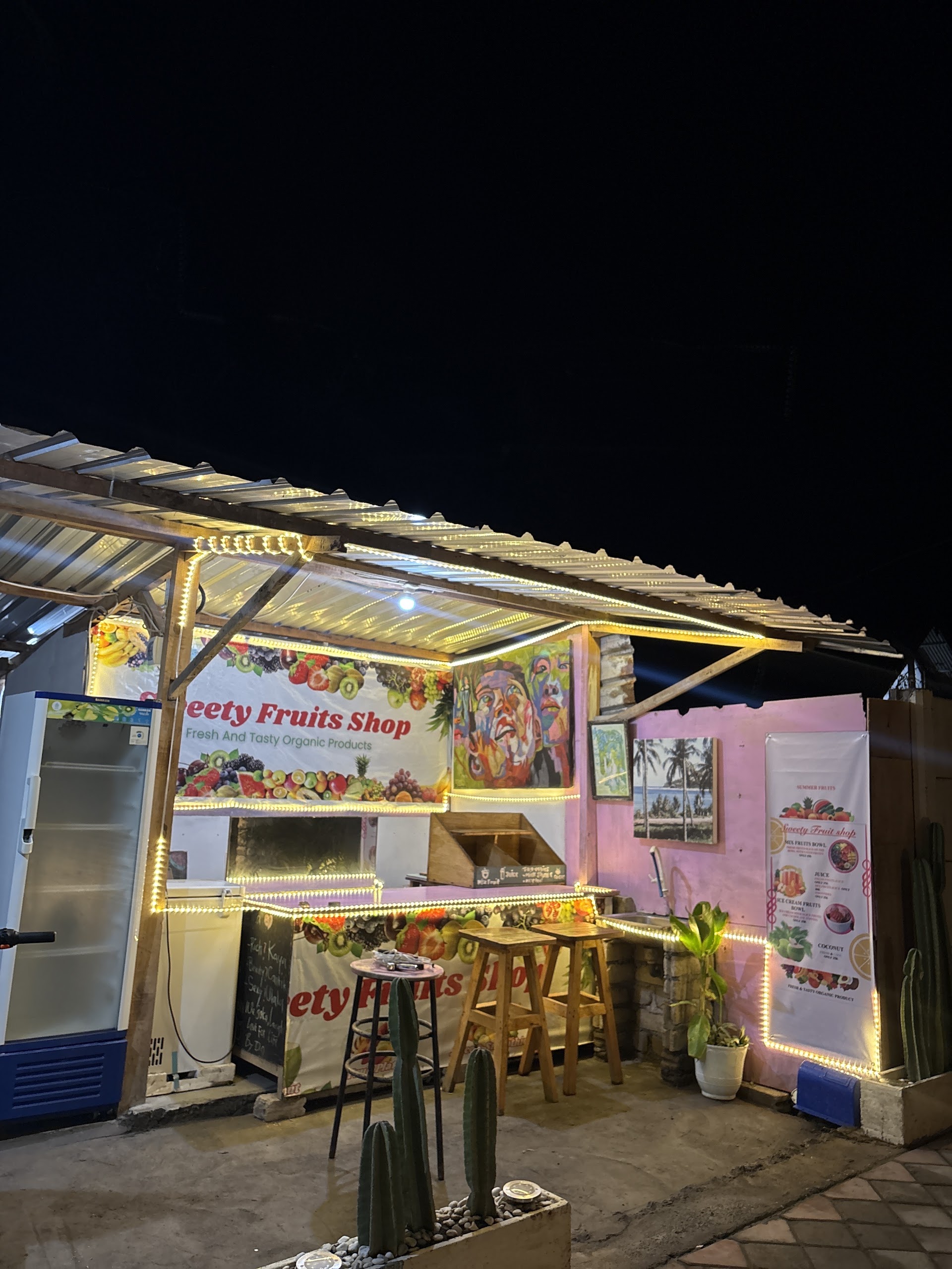 Sweety fruits shop