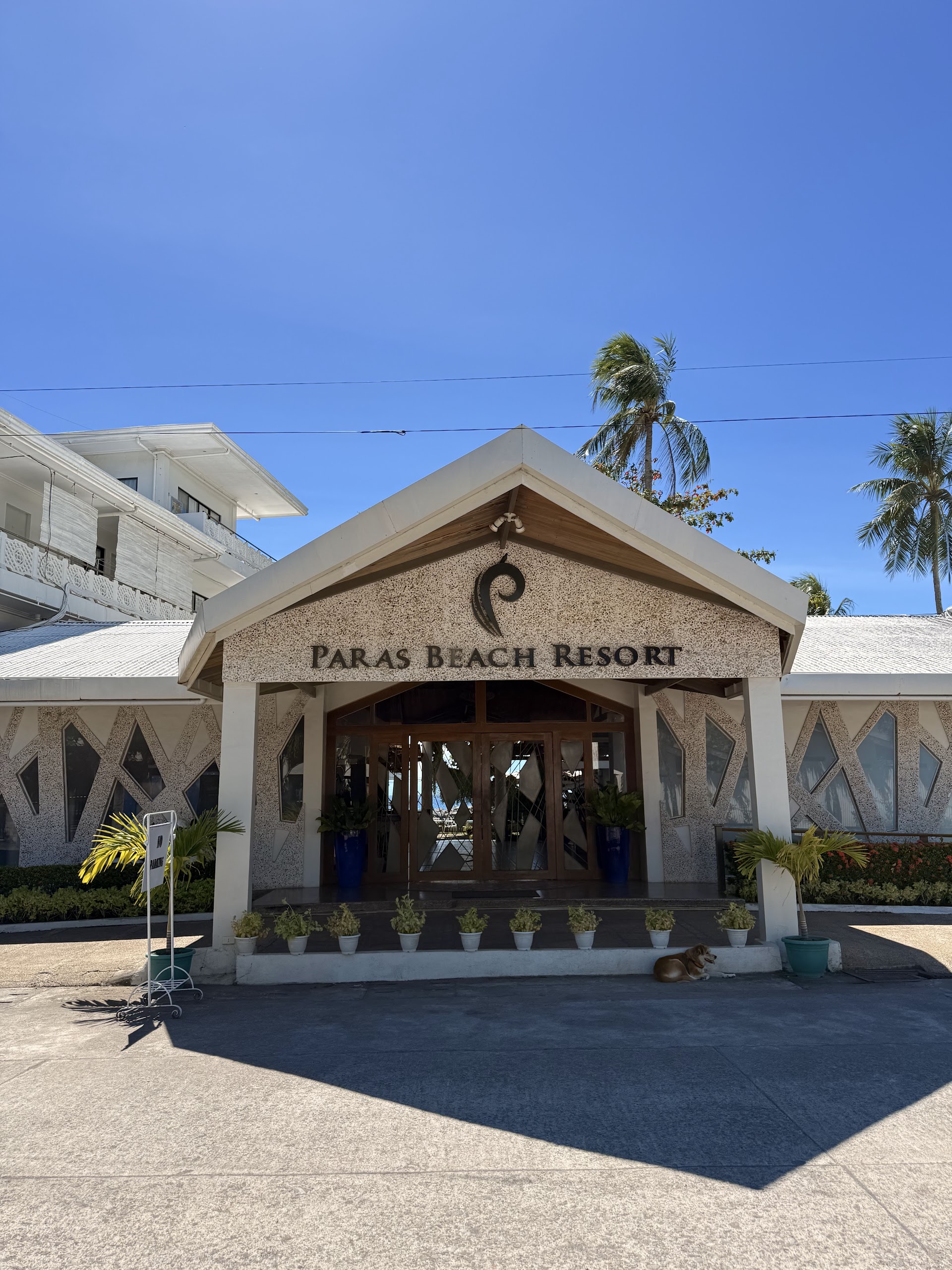 Paras Beach Resort