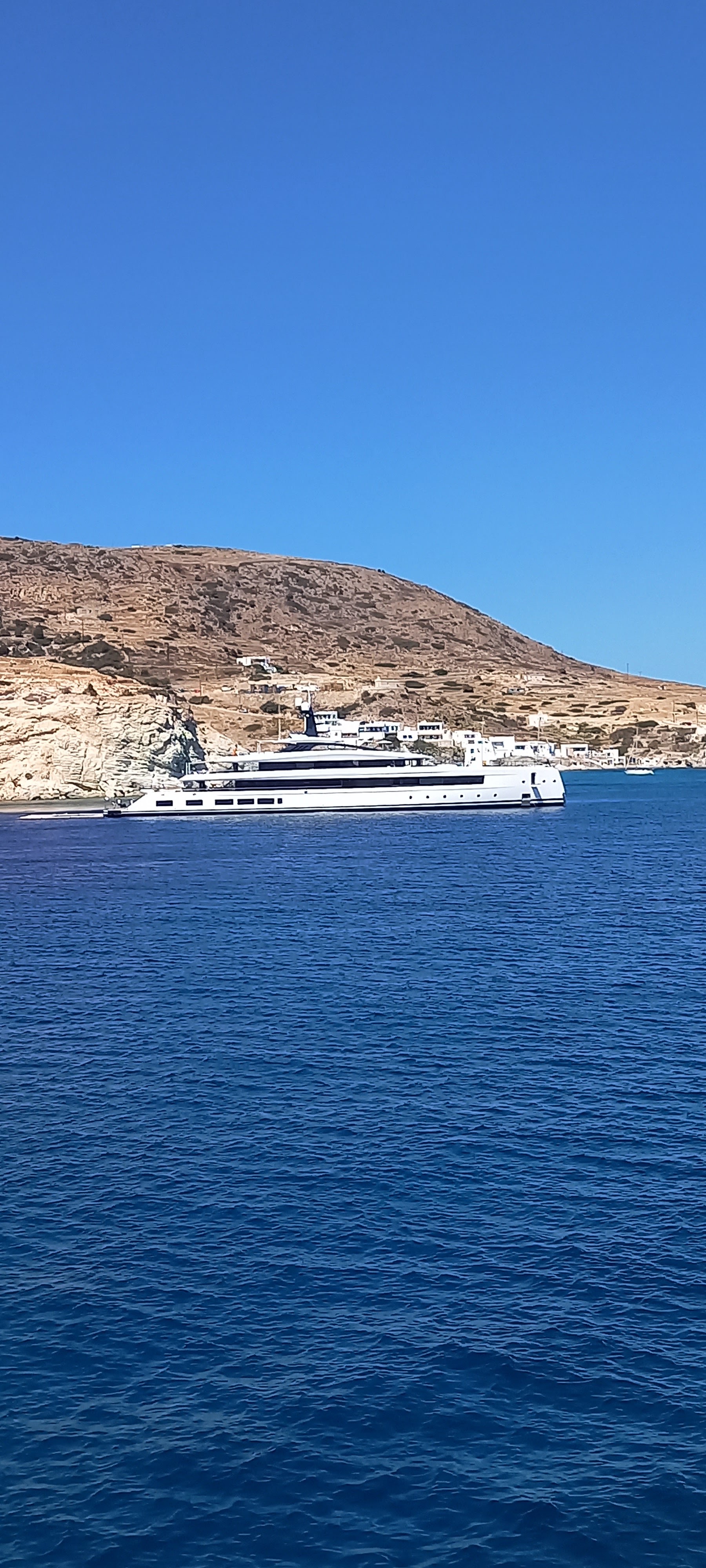 Golden Waves Τransfers & Excursions