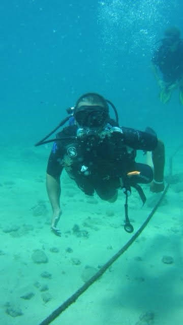Deep Blue Diving
