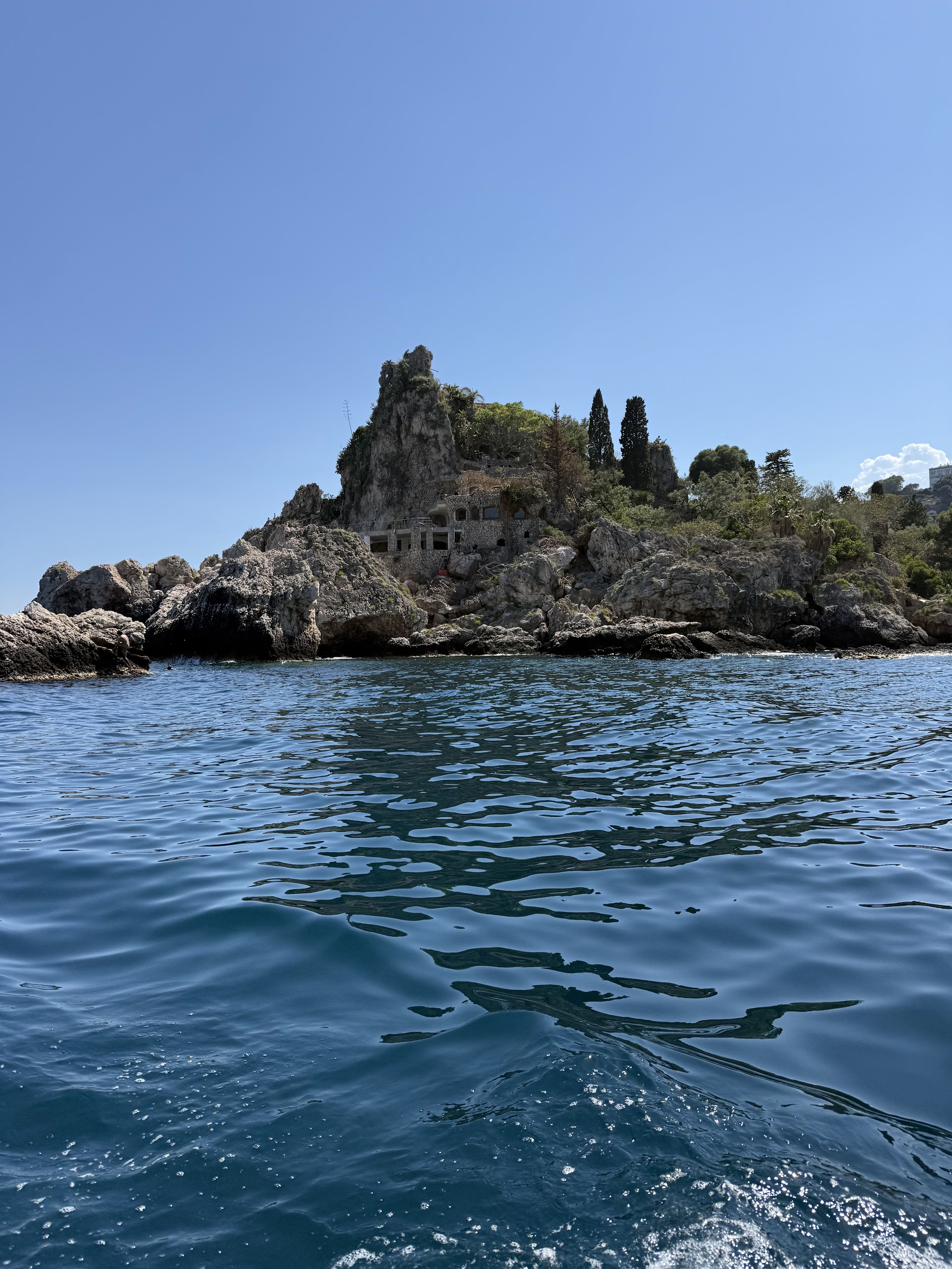 Luxury boat & charter di Riccardo Gambacurta