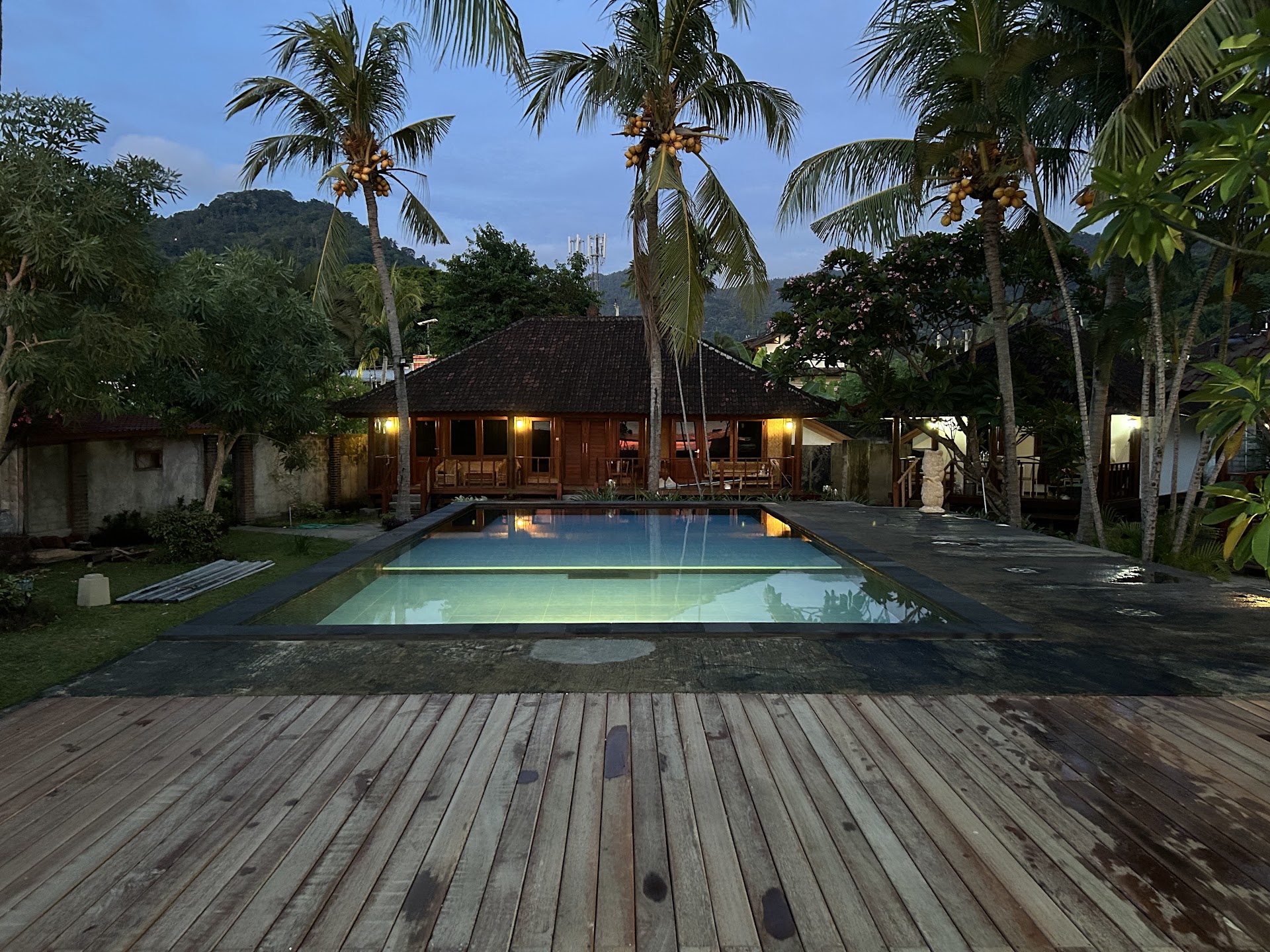 Beach Club & Bali Beds in lombok