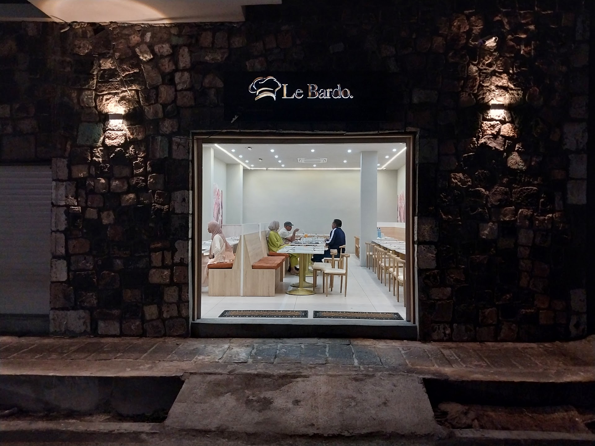 Le Bardo Restaurant