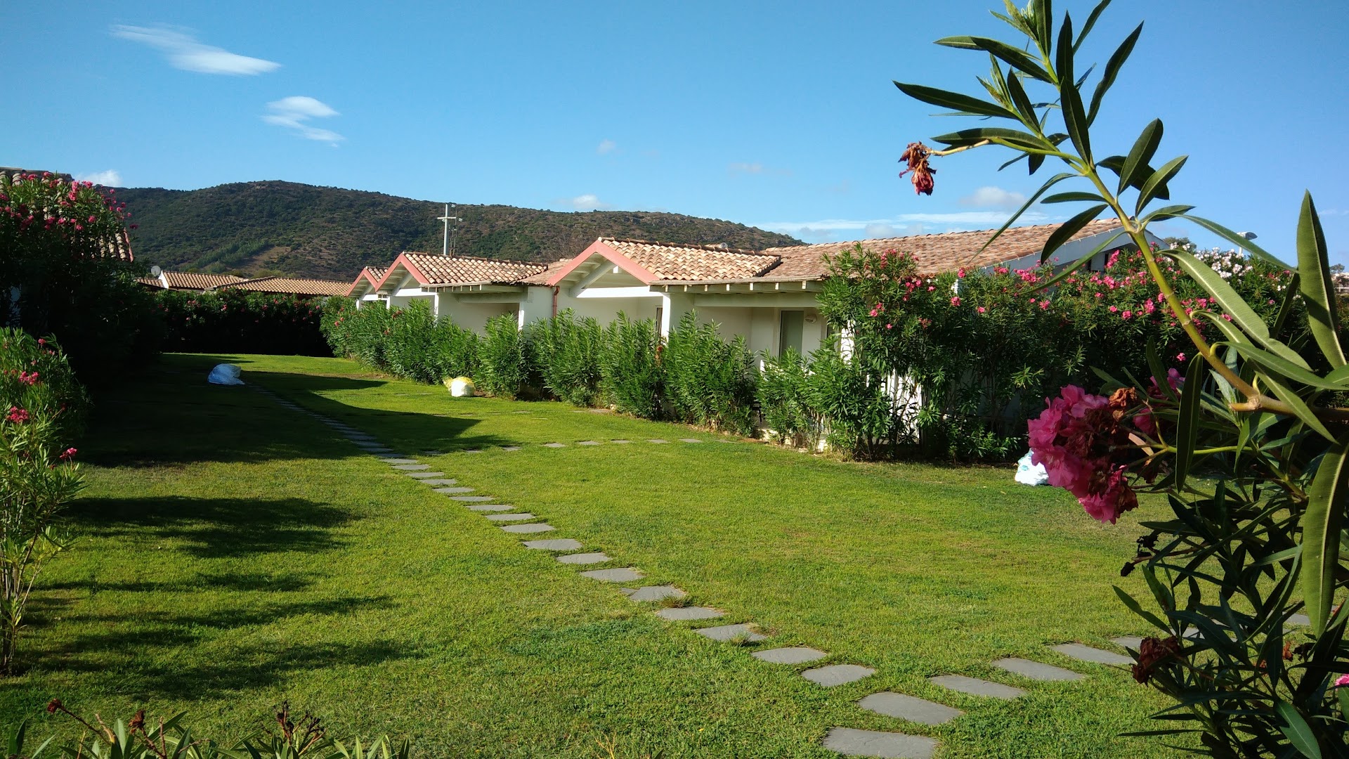 BUDONI BEACH HOTEL