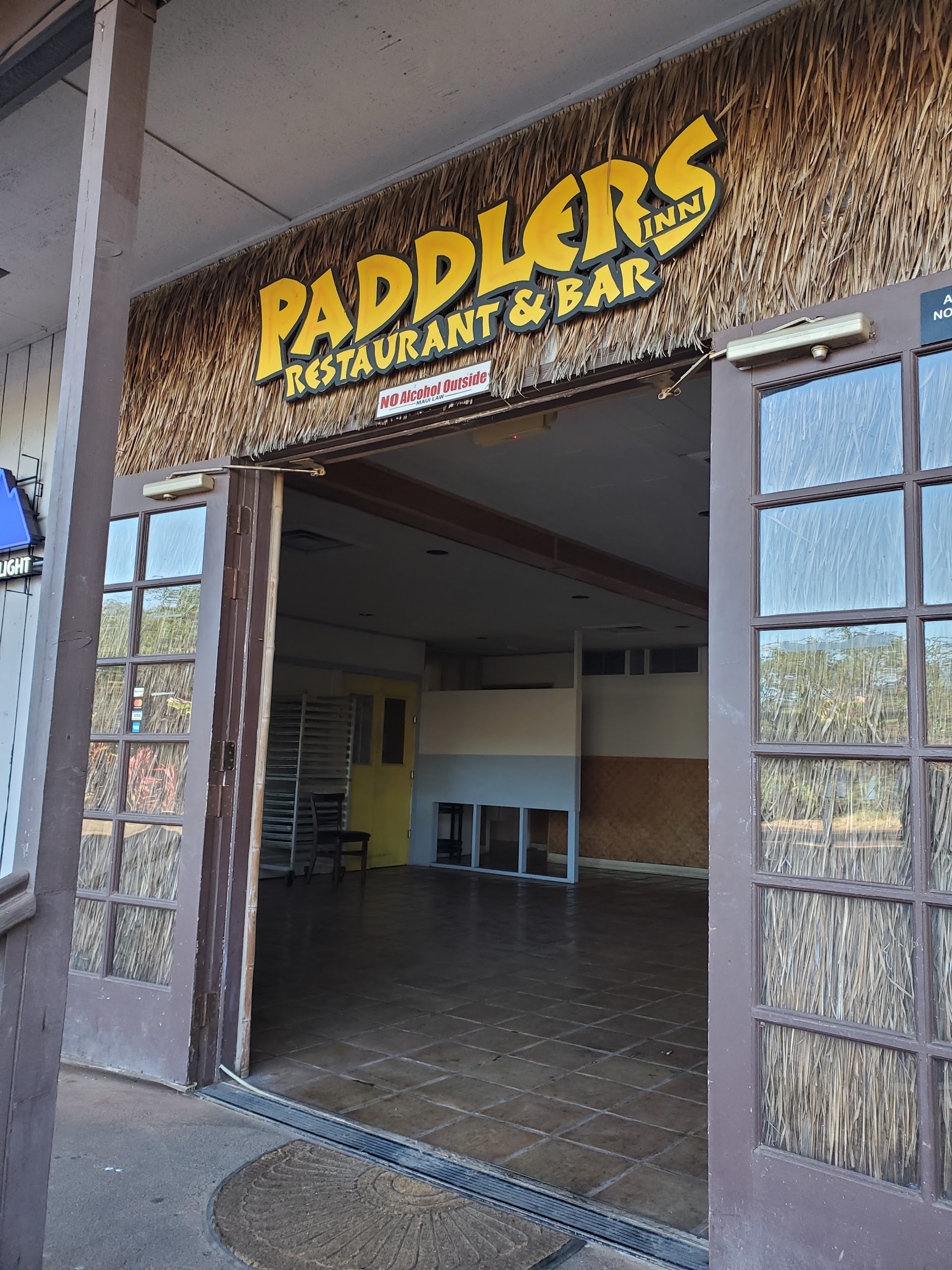 Paddlers Restaurant and Bar