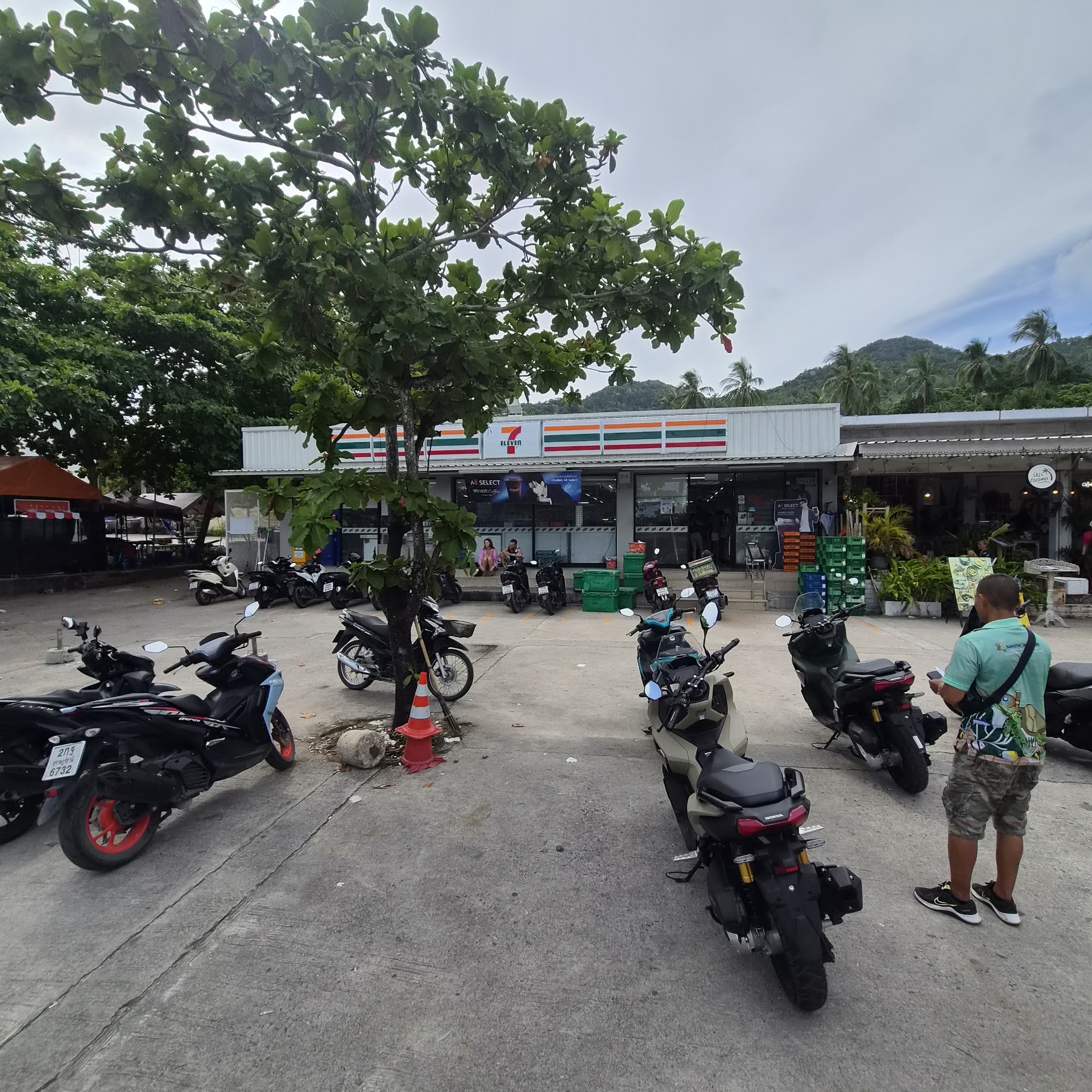 Artisan Markets in Sairee Beach