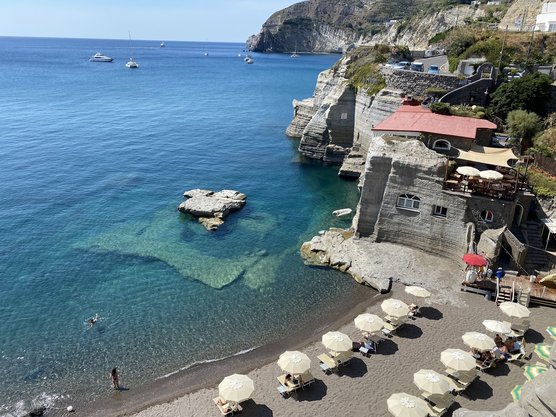 Lo Scoglio Club & Beach