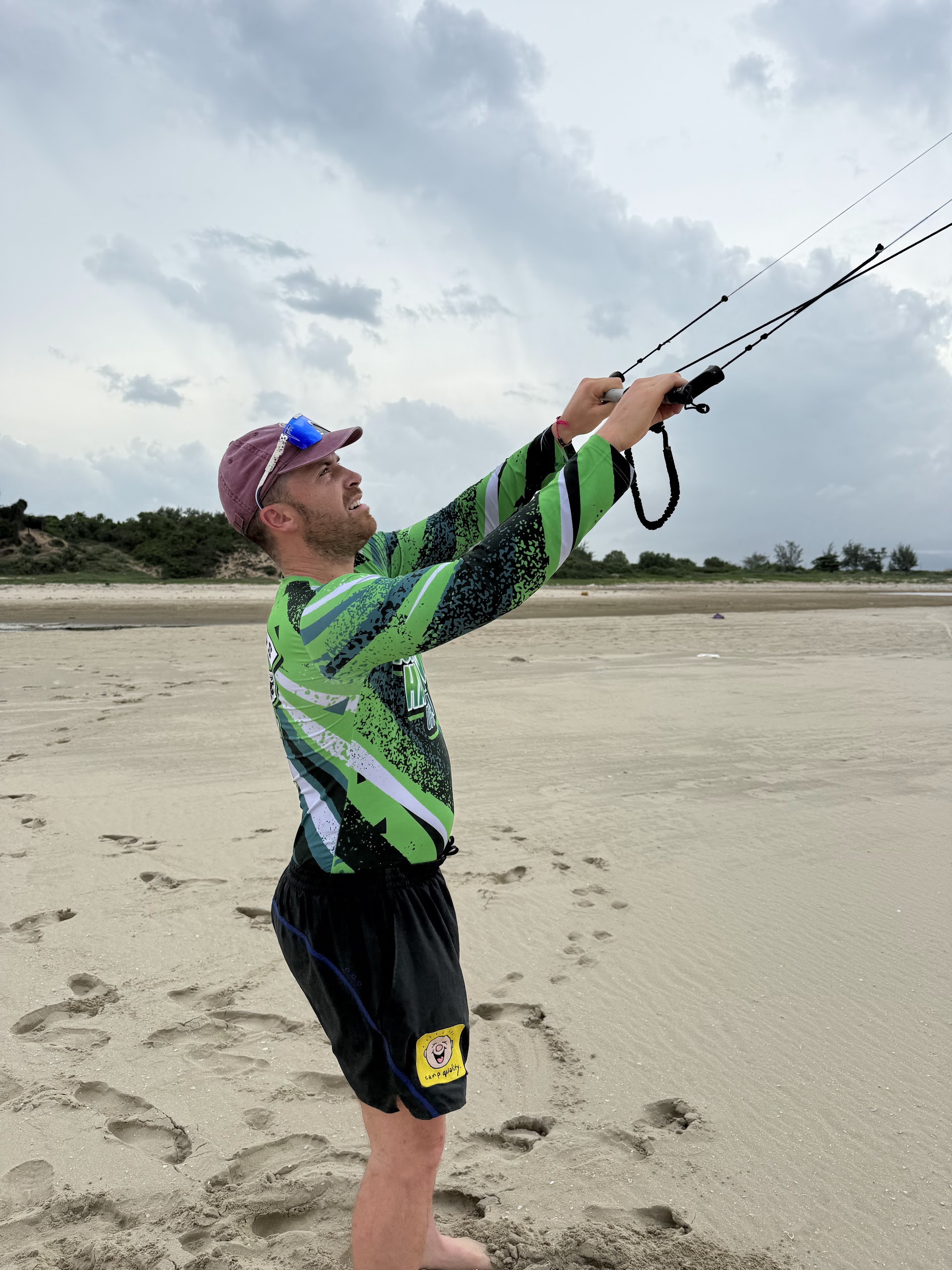 kitesurfing lessons vietnam
