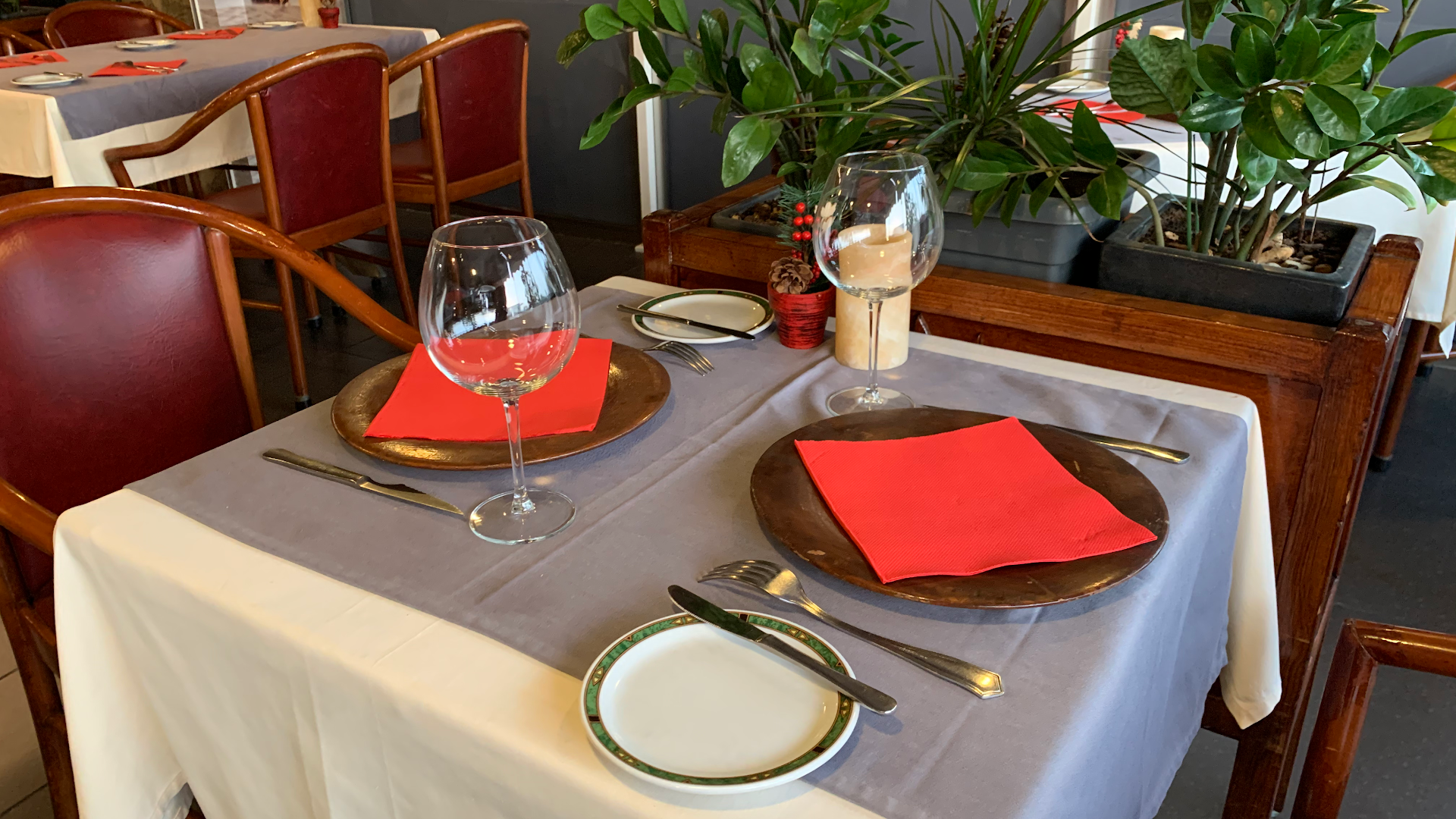 Restaurante Don Quijote y terraza Córner