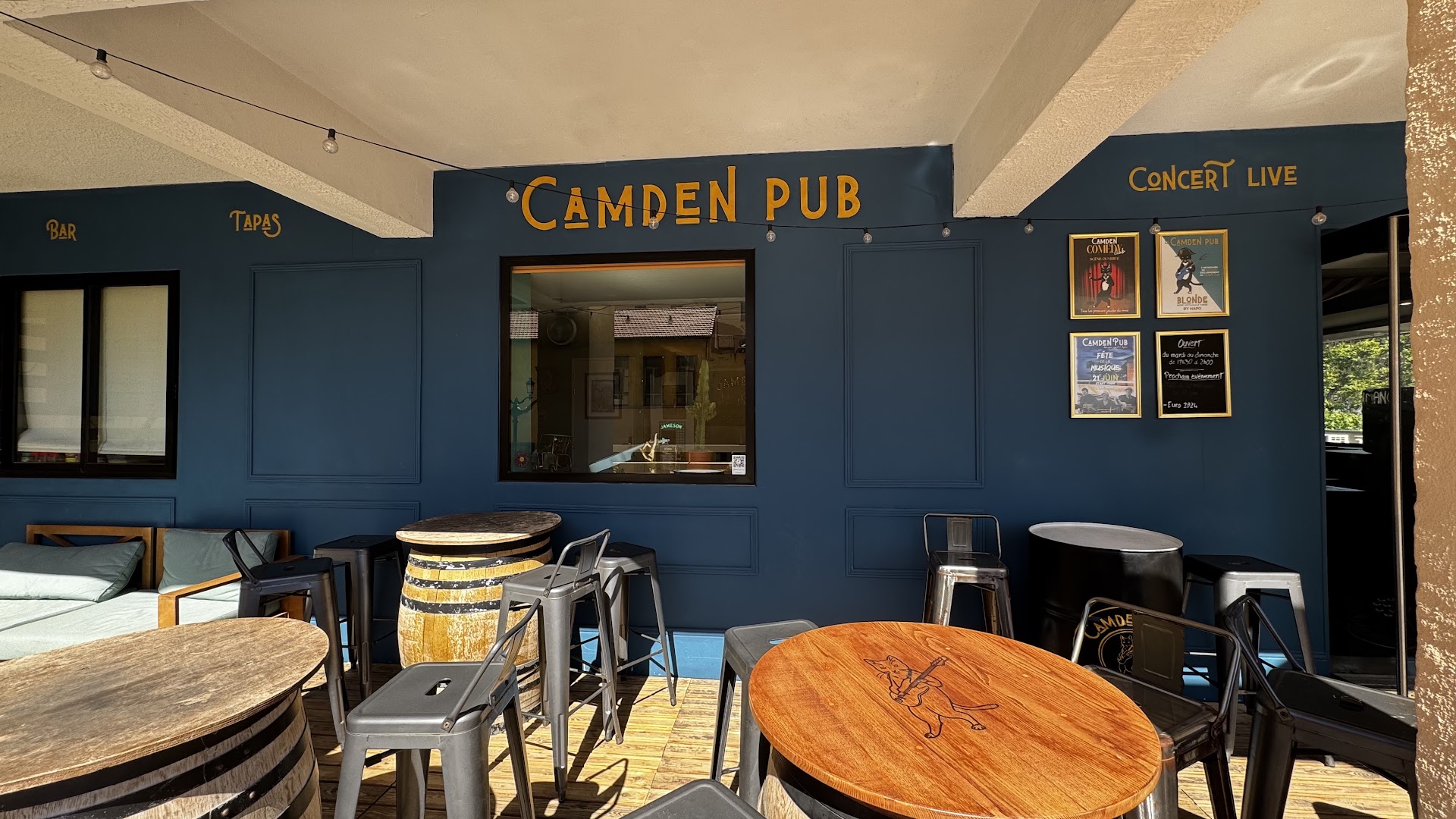 Camden Pub