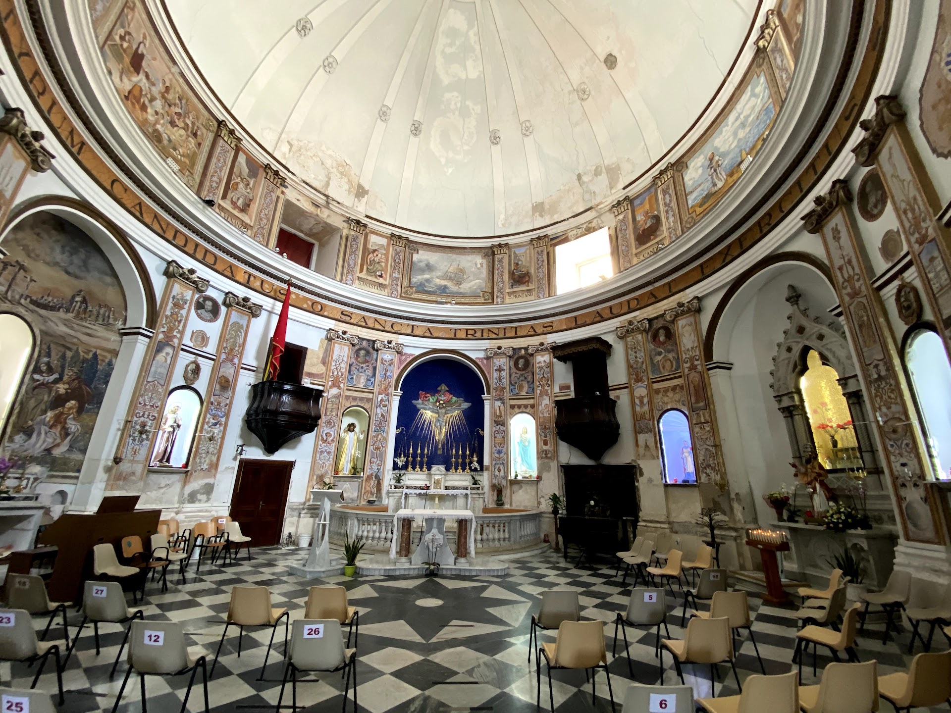 Chiesa Madre dei Santi Silverio e Domitilla