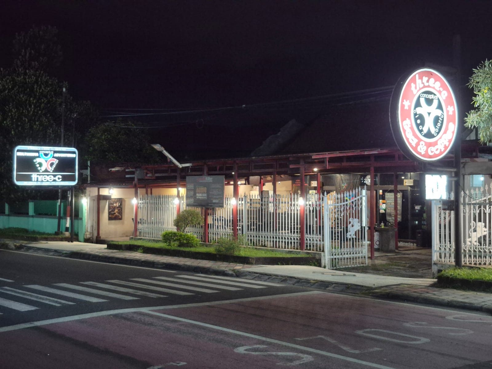 Three-C Coffee & Tea Mataram-Lombok